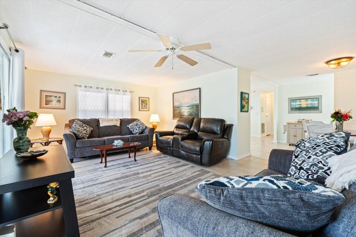 HIGHLAND MEADOWS ESTATES WEST - Residential