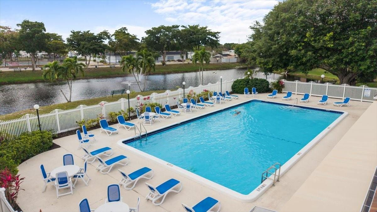HIGHLAND MEADOWS ESTATES WEST - Residential