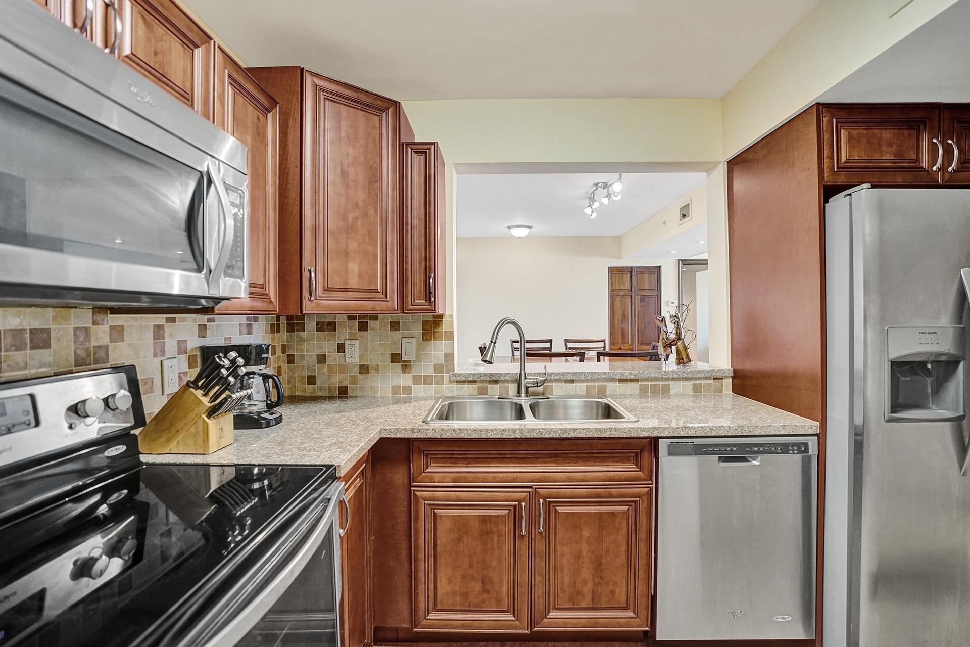 SHERIDAN EAST CONDO BLDG 3 - Residential