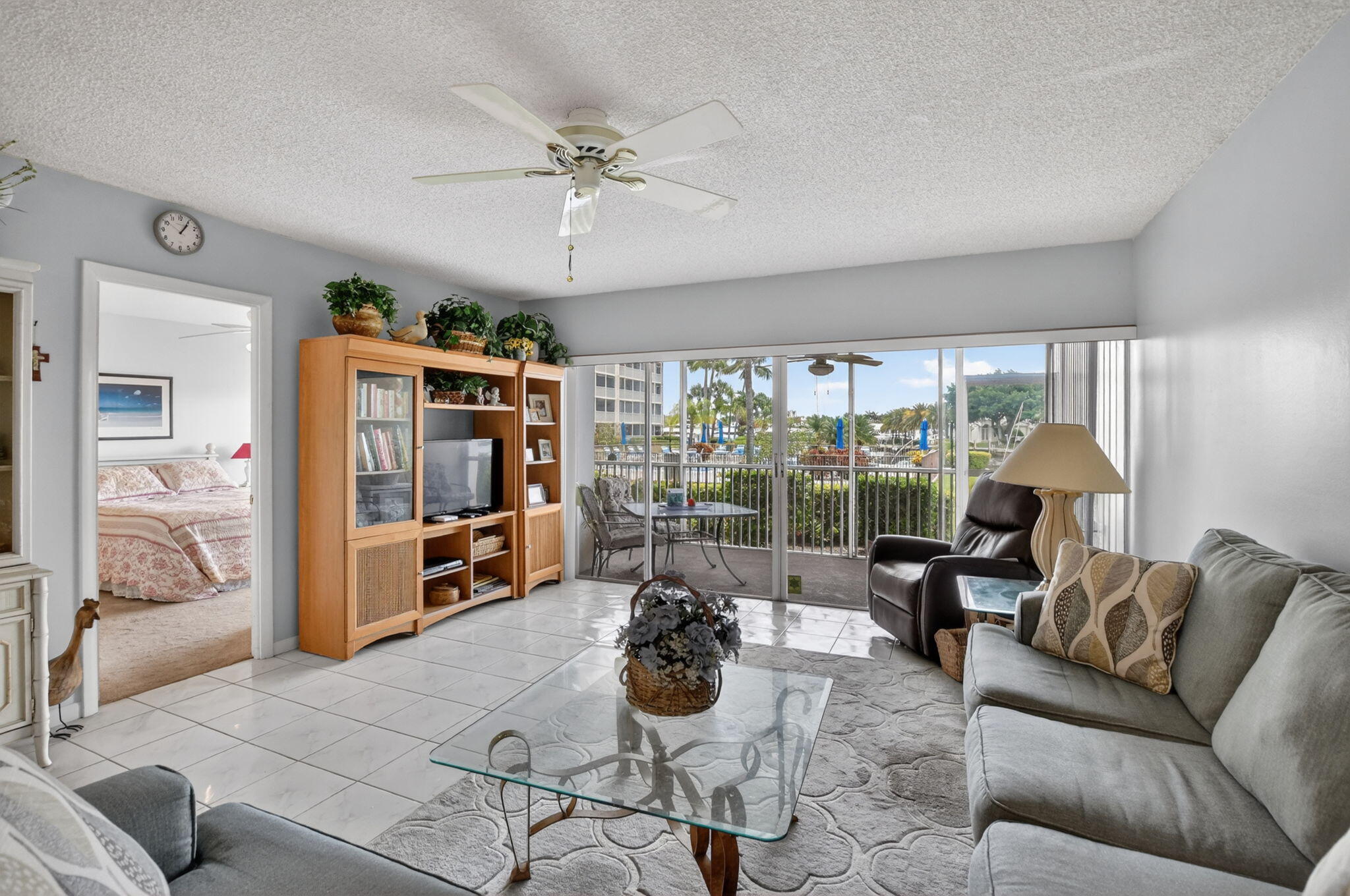 RIVER HOUSE TOWERS CONDO - Residential