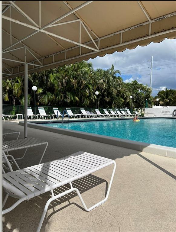Pines of Delray North - Residential