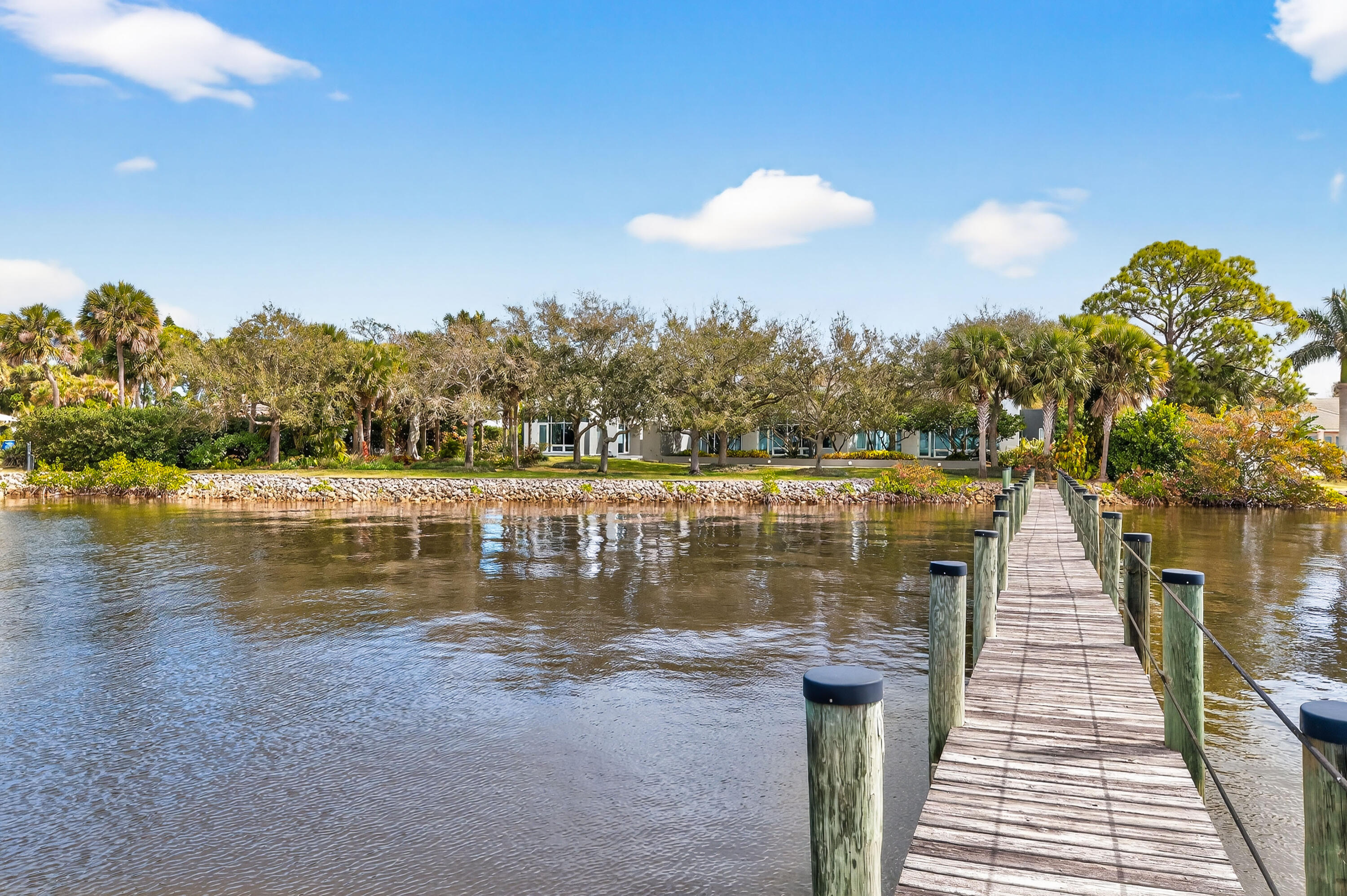 NORTH RIVER SHORES - Residential