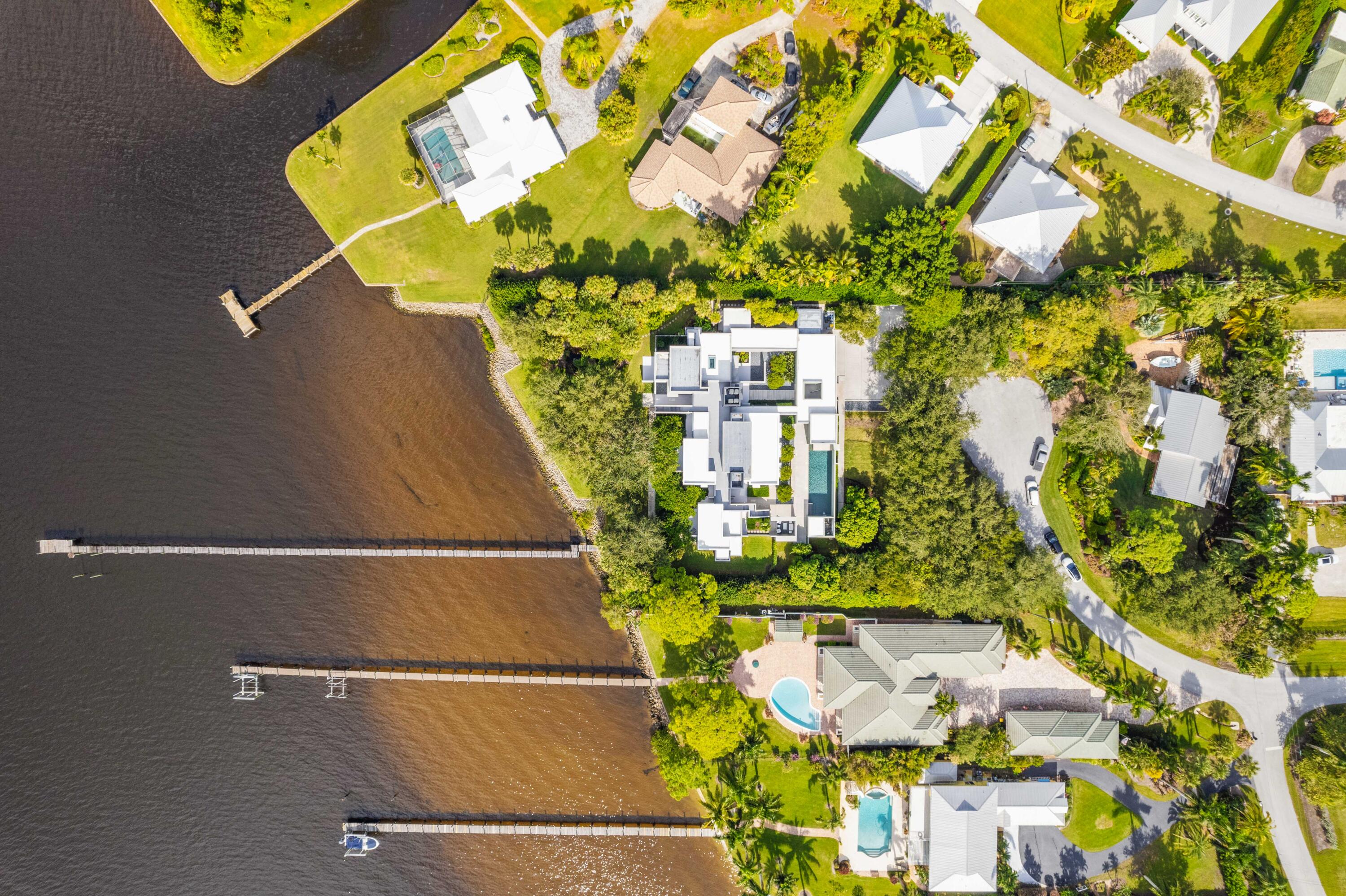 NORTH RIVER SHORES - Residential