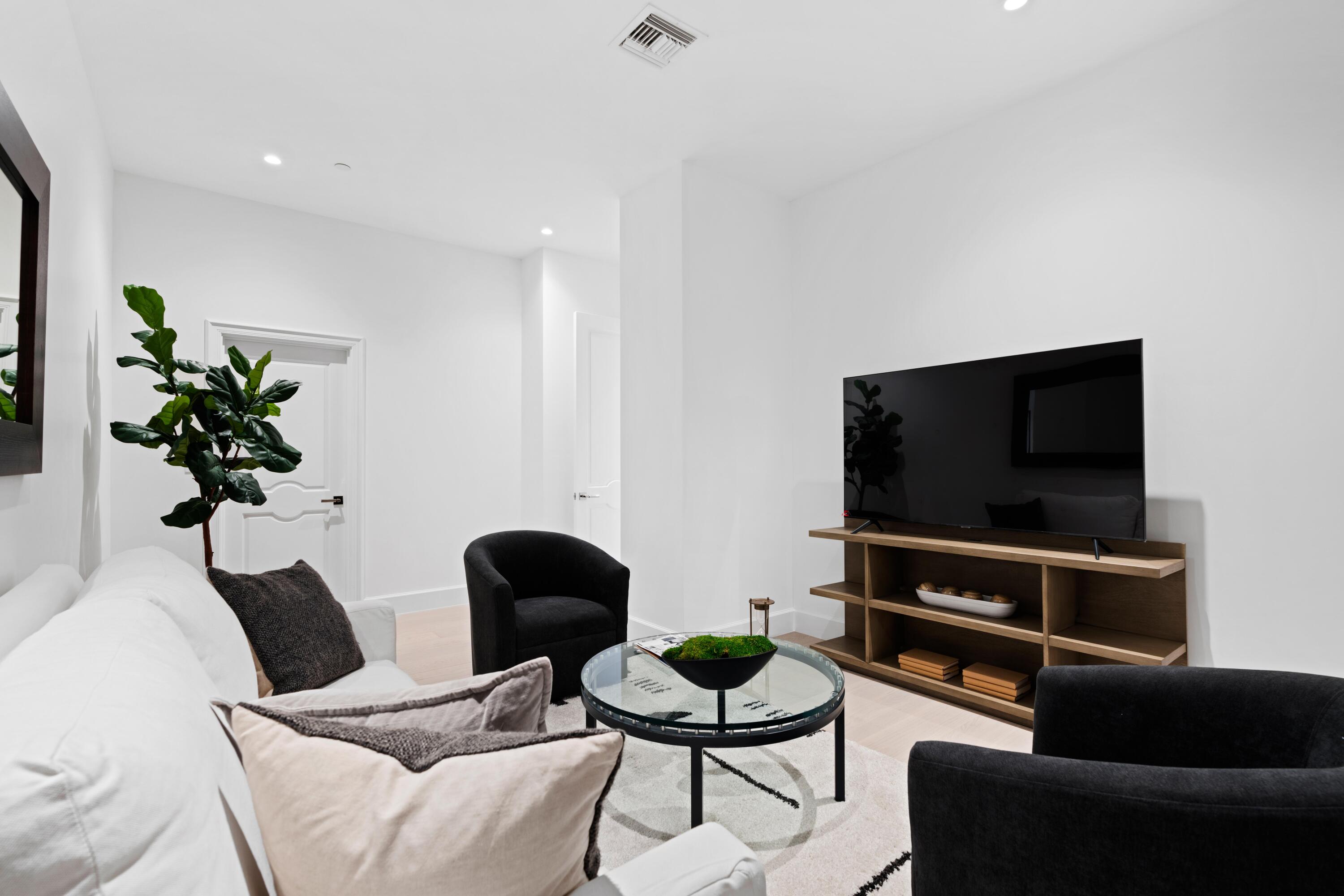 PLAZA OF THE PALM BEACHES CONDO - Residential