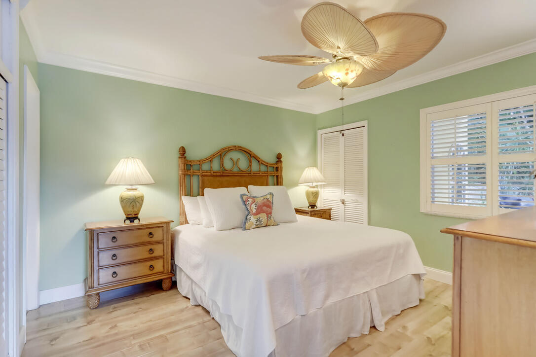 MIDDLE RIVER VILLAS CONDO - Residential Lease
