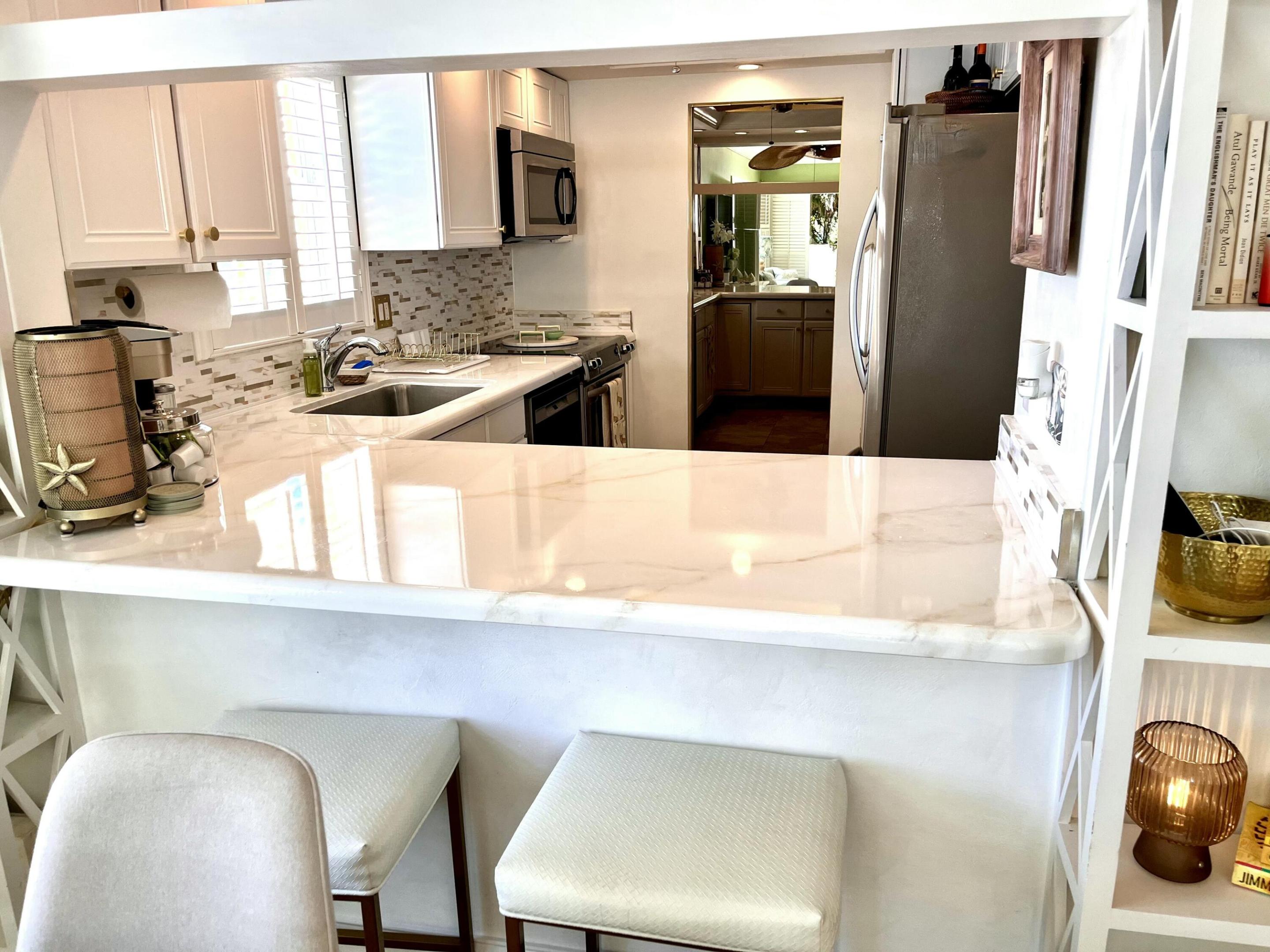 MIDDLE RIVER VILLAS CONDO - Residential Lease