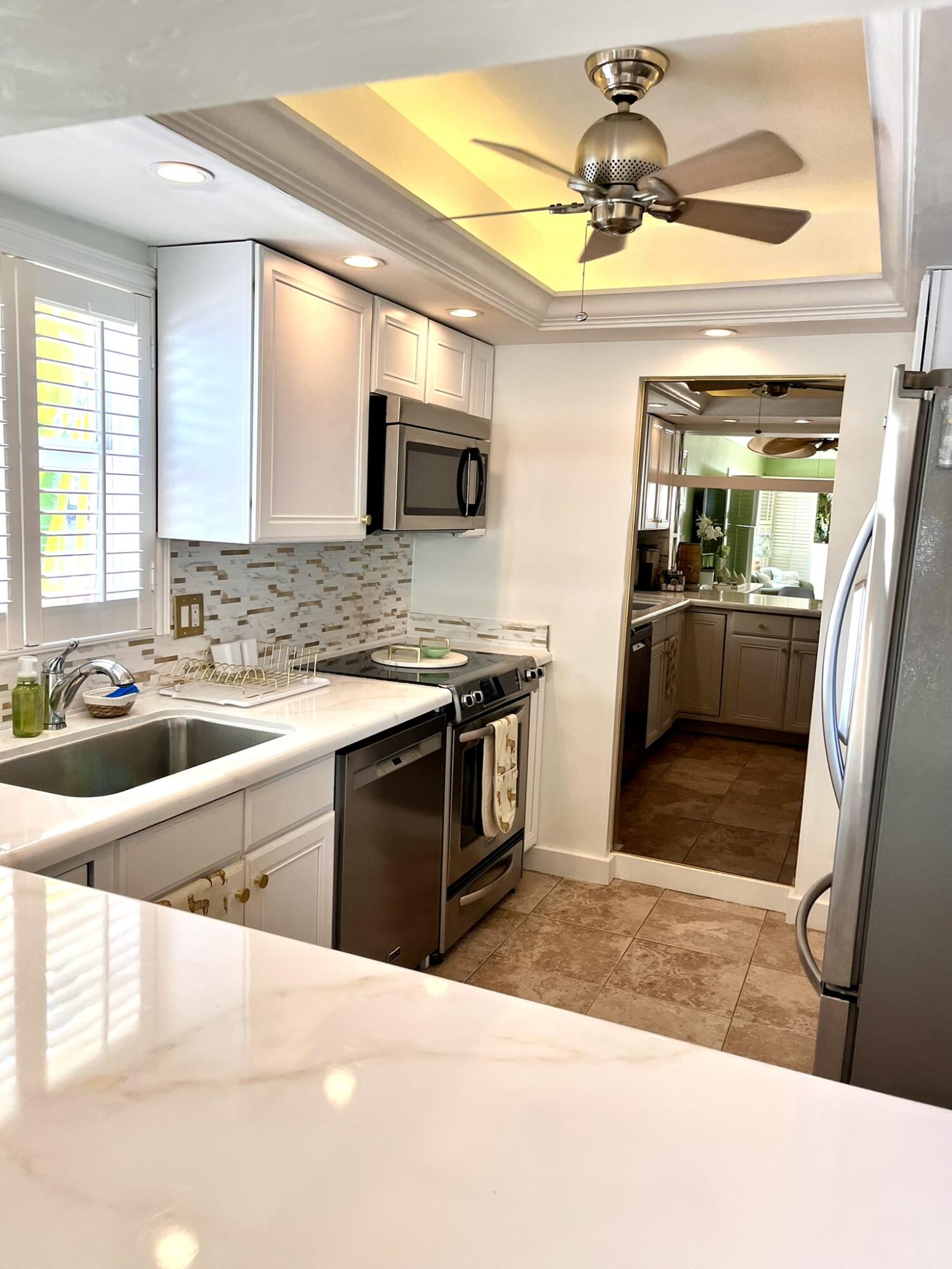 MIDDLE RIVER VILLAS CONDO - Residential Lease