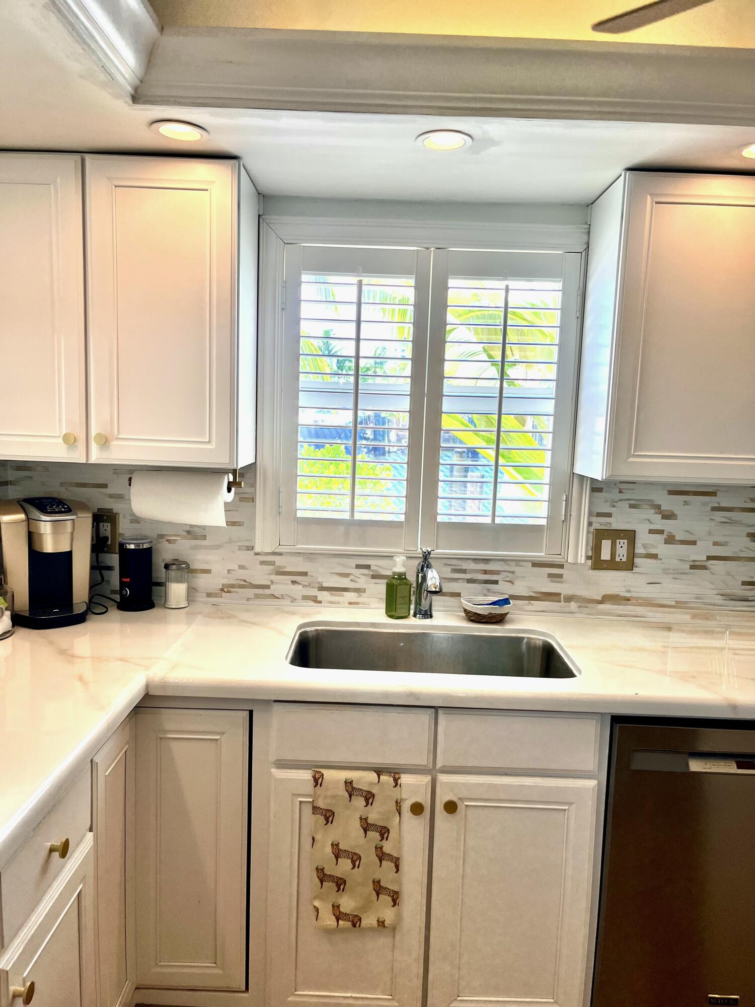MIDDLE RIVER VILLAS CONDO - Residential Lease
