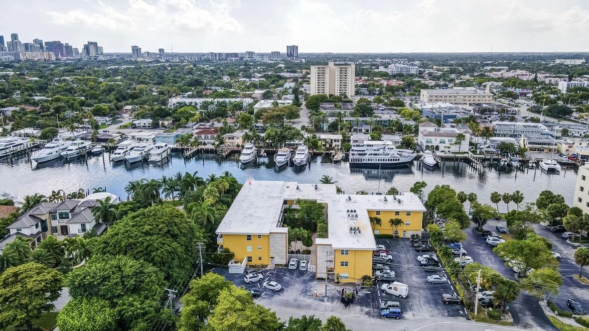 MIDDLE RIVER VILLAS CONDO - Residential Lease