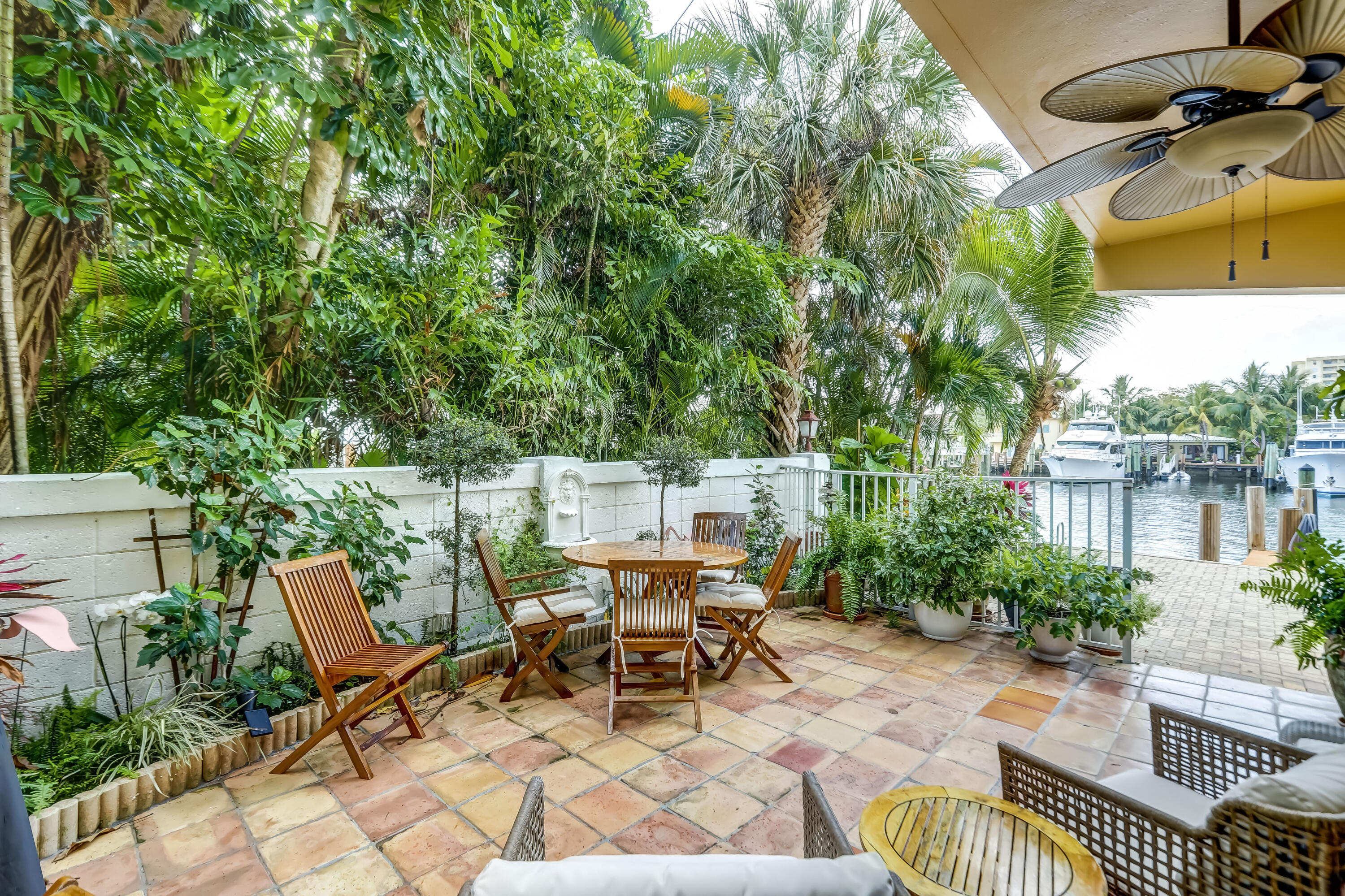 MIDDLE RIVER VILLAS CONDO - Residential Lease