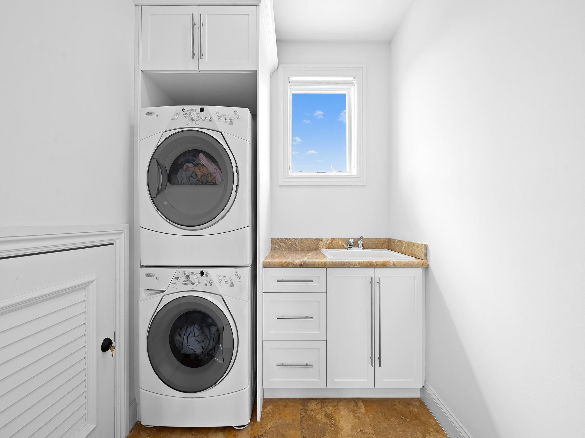 Las Olas Isles - Residential