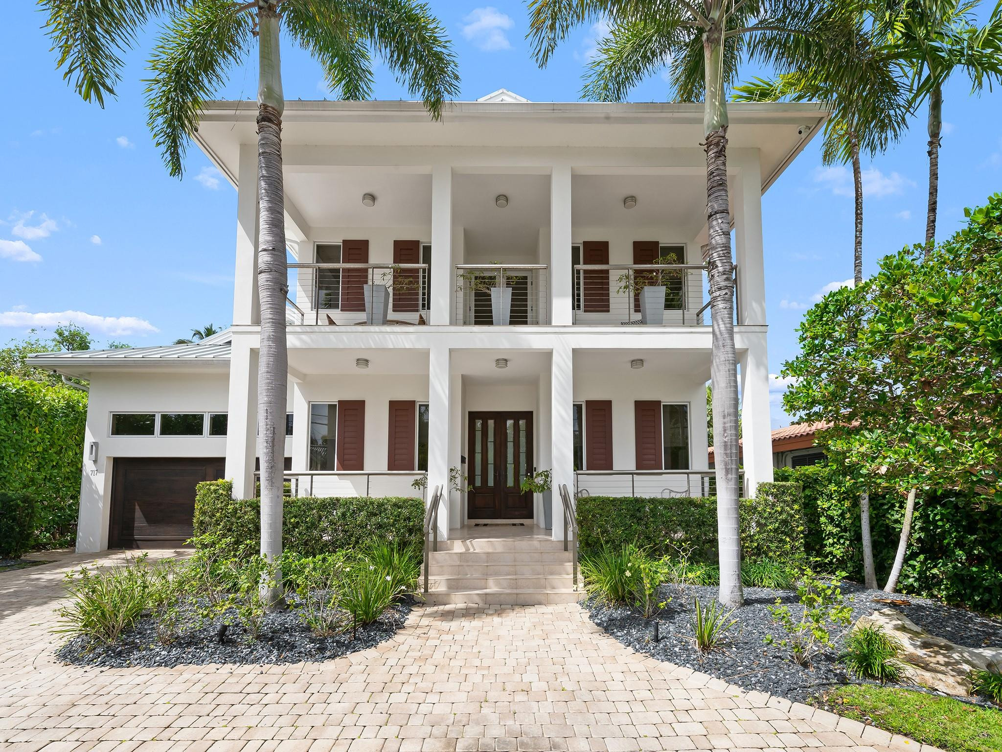 Las Olas Isles - Residential