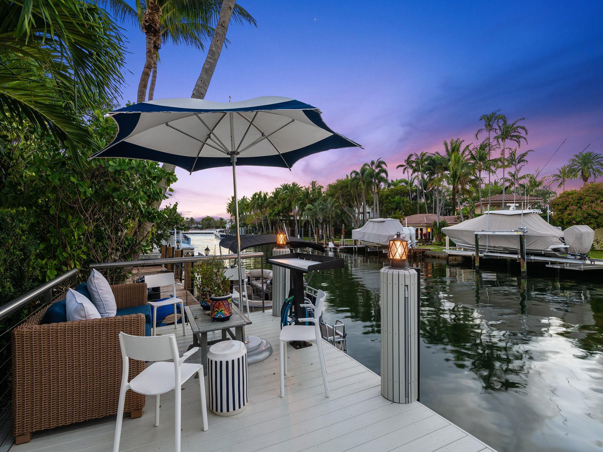 Las Olas Isles - Residential