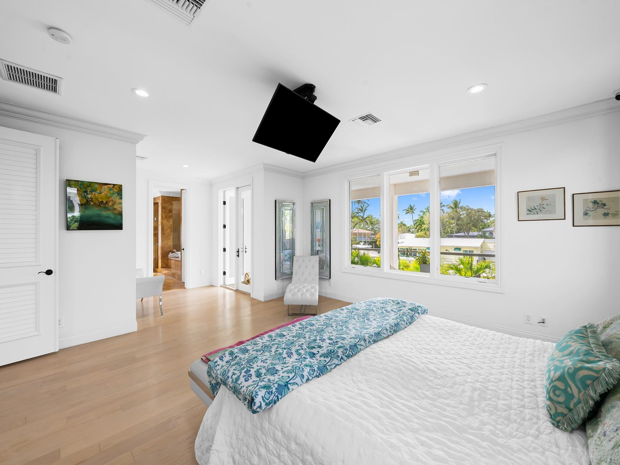 Las Olas Isles - Residential