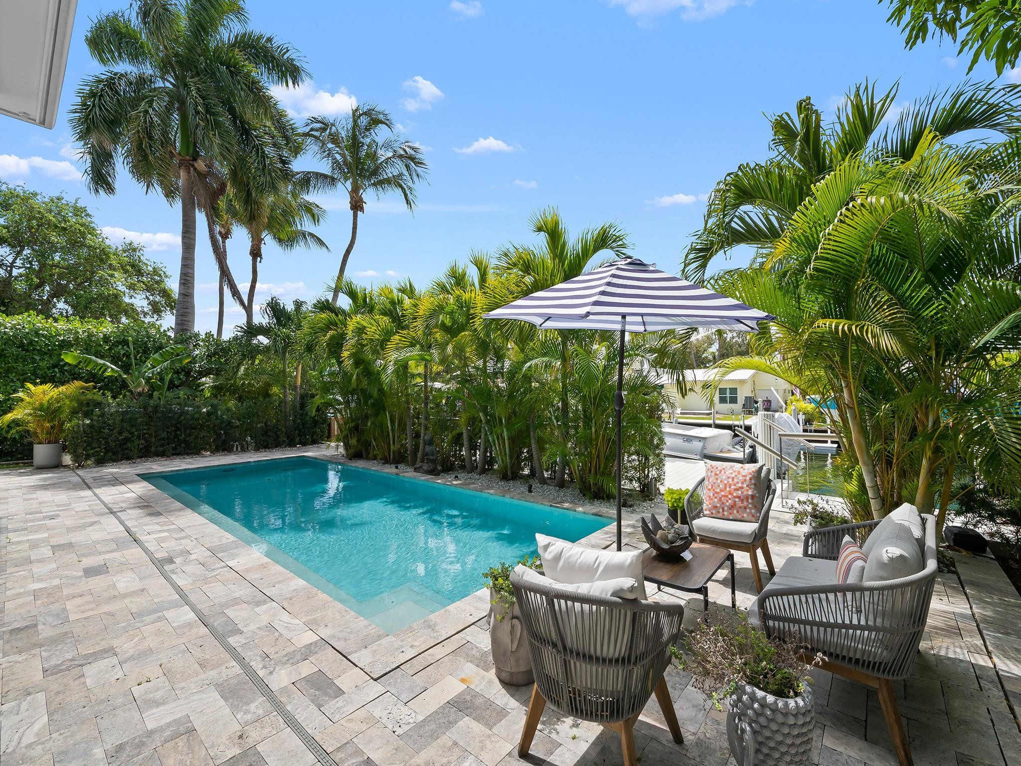Las Olas Isles - Residential