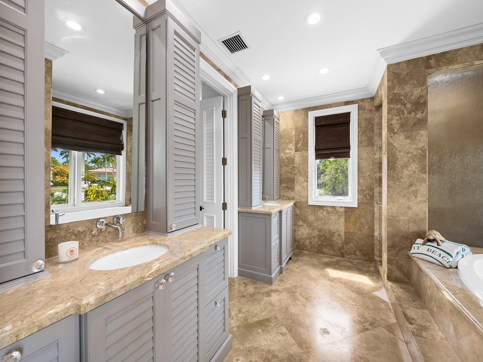 Las Olas Isles - Residential