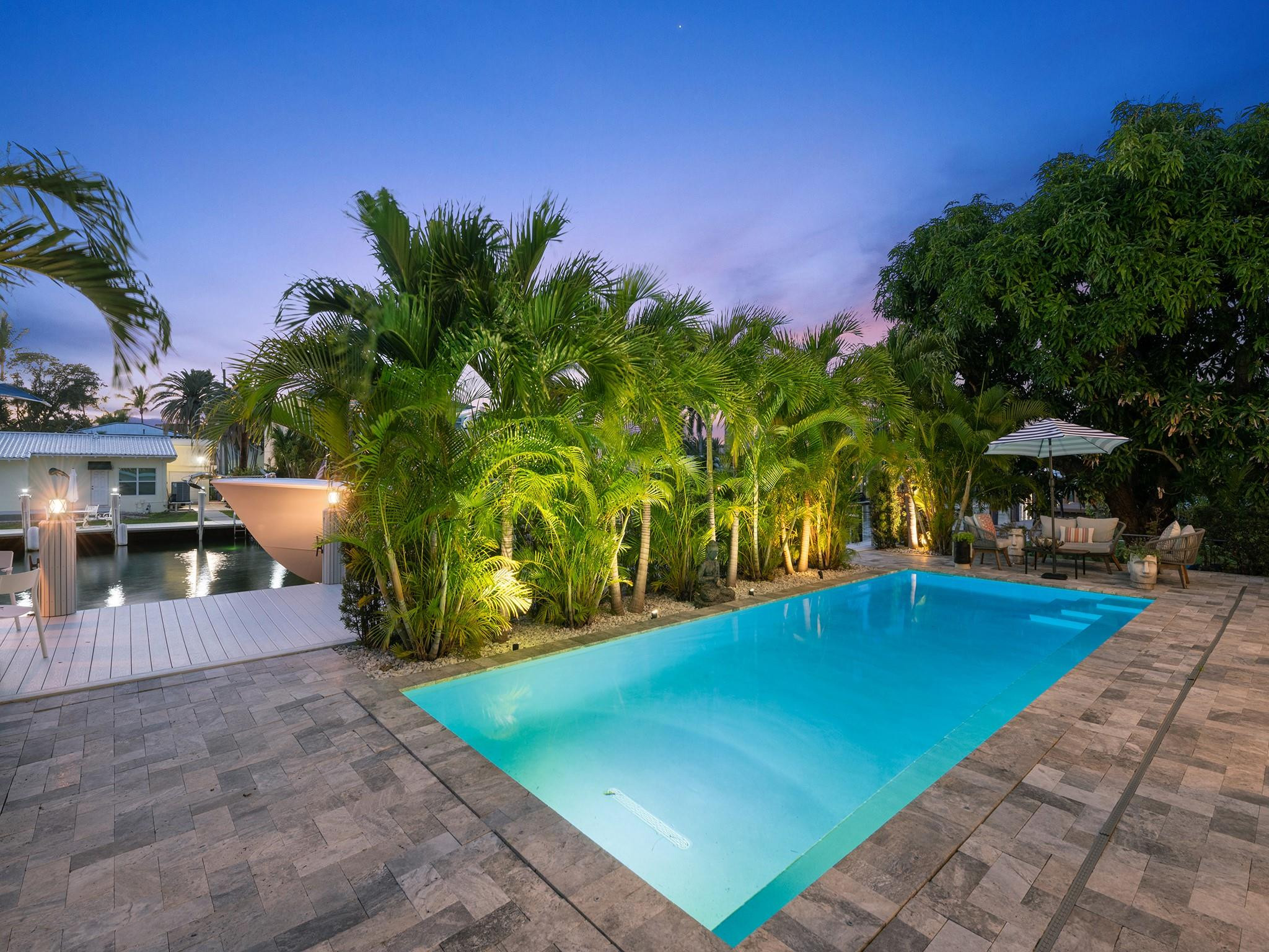 Las Olas Isles - Residential
