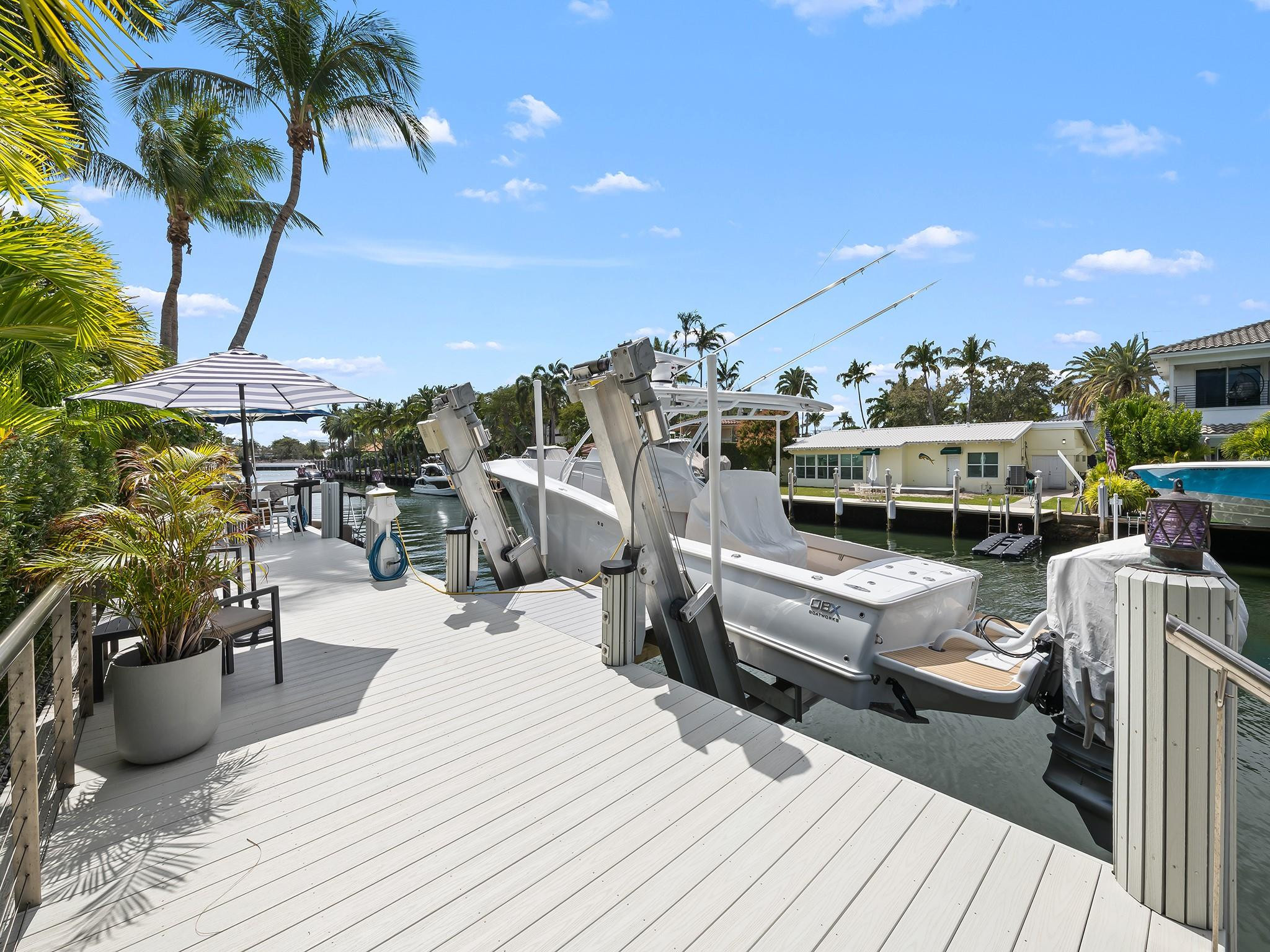 Las Olas Isles - Residential