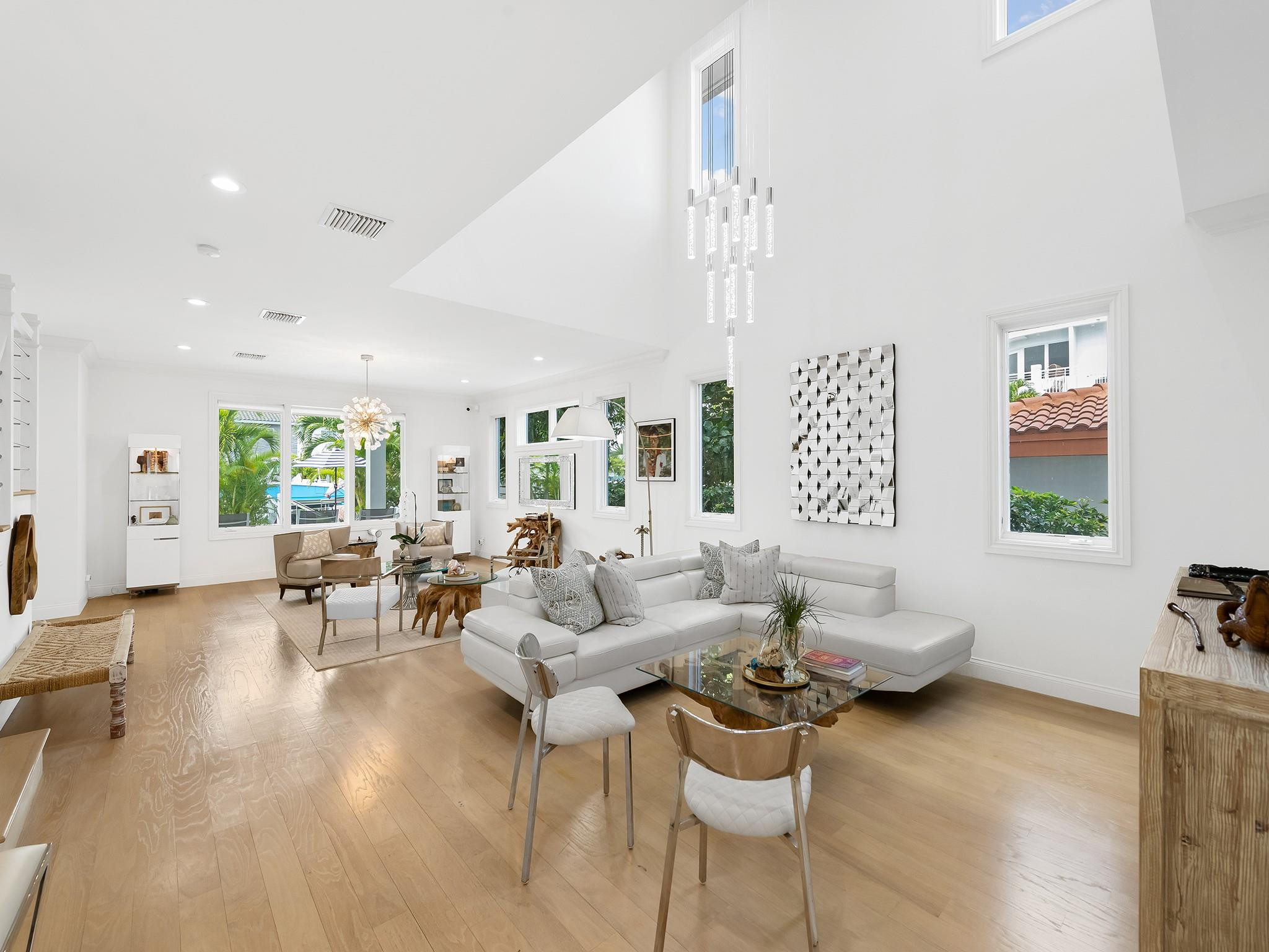 Las Olas Isles - Residential