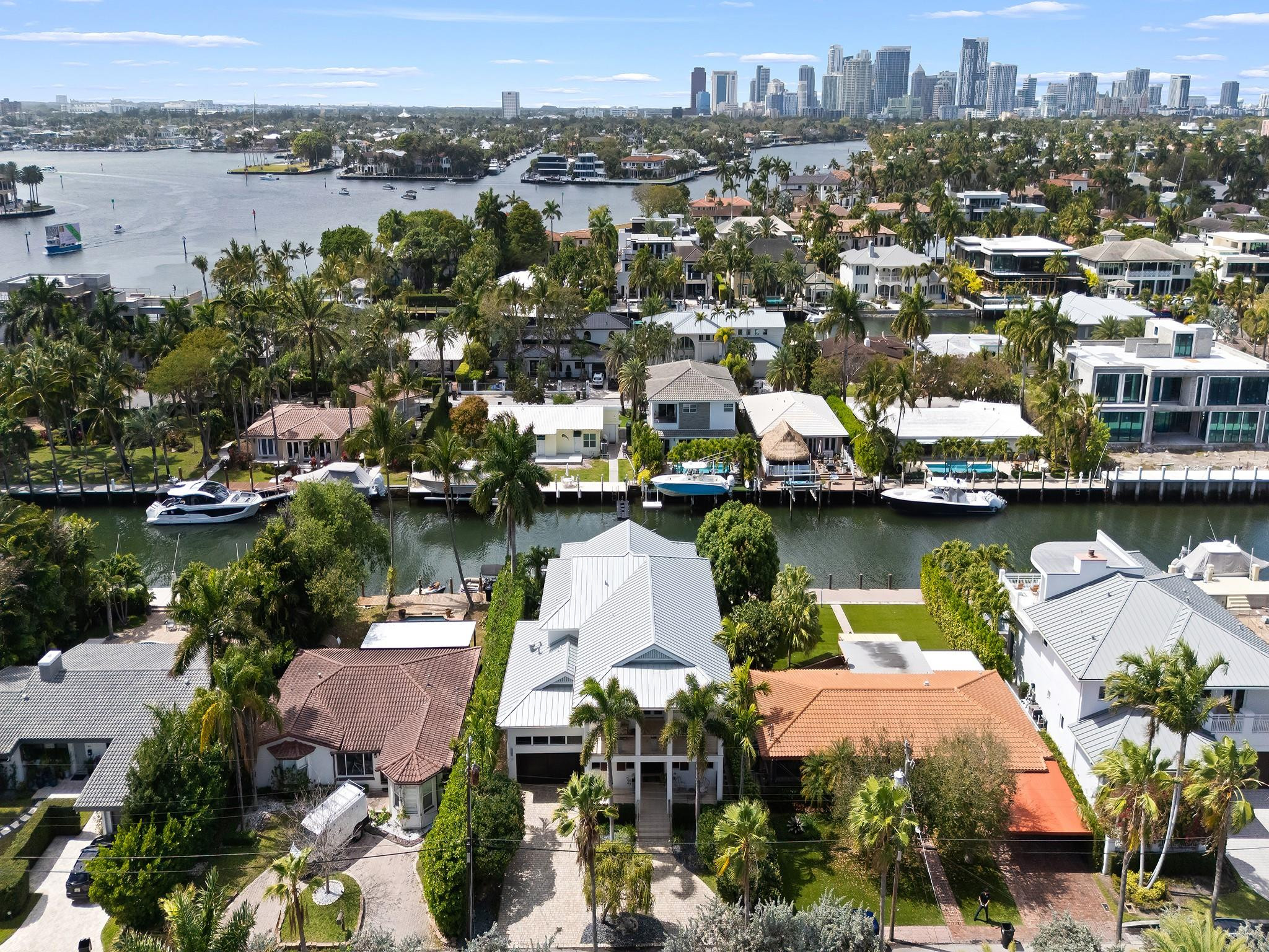 Las Olas Isles - Residential