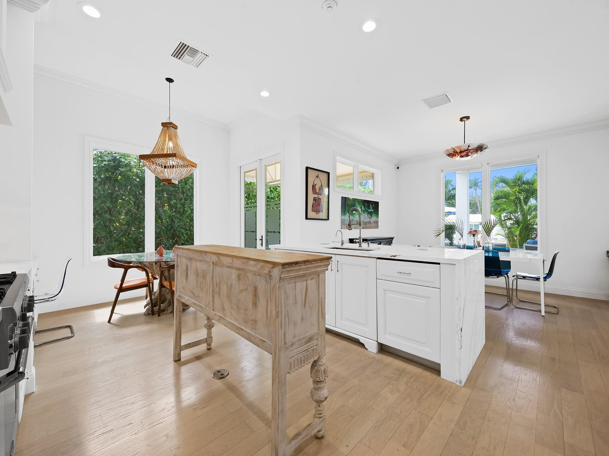 Las Olas Isles - Residential