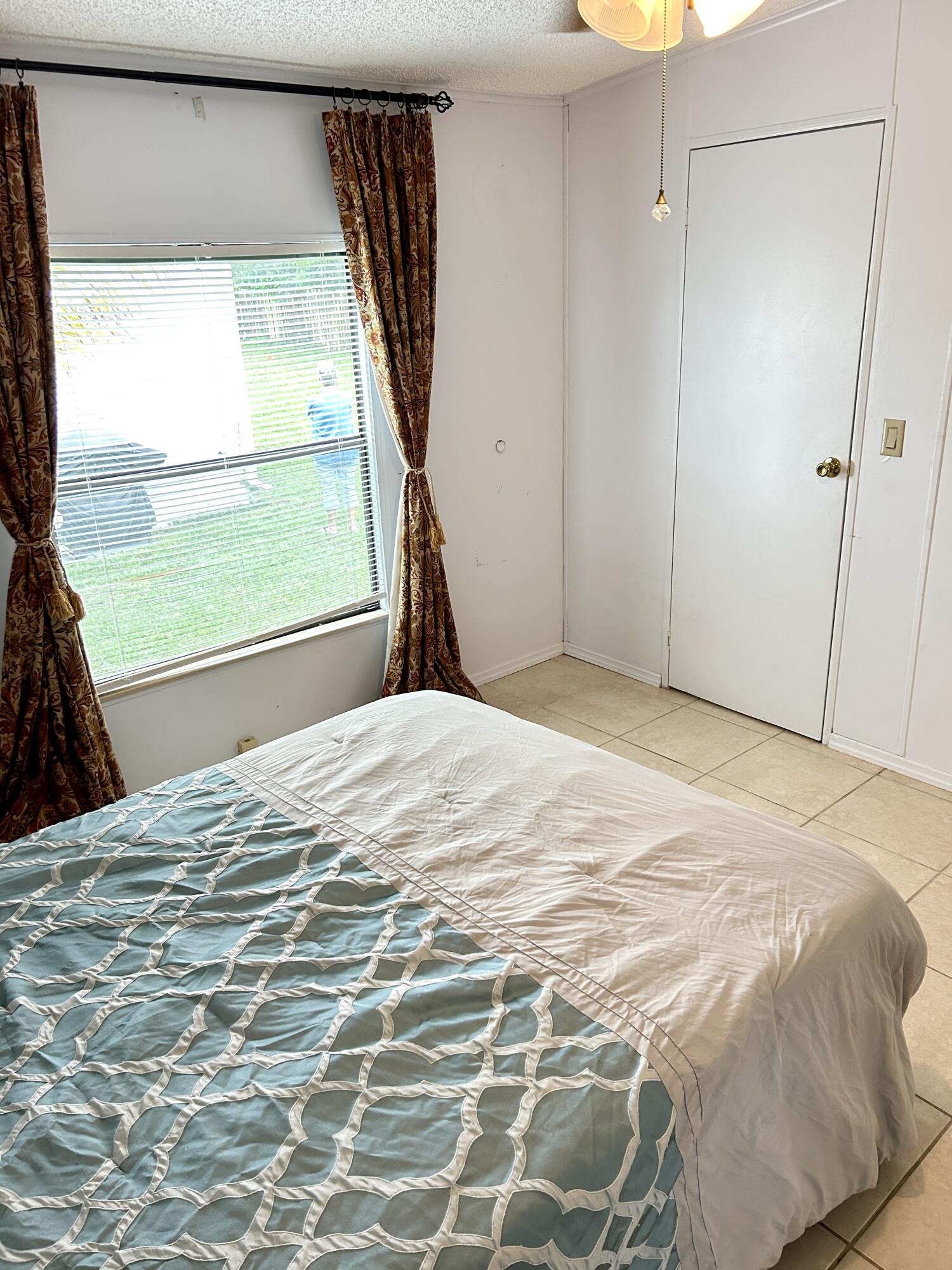 Palm Breeze Club - Residential