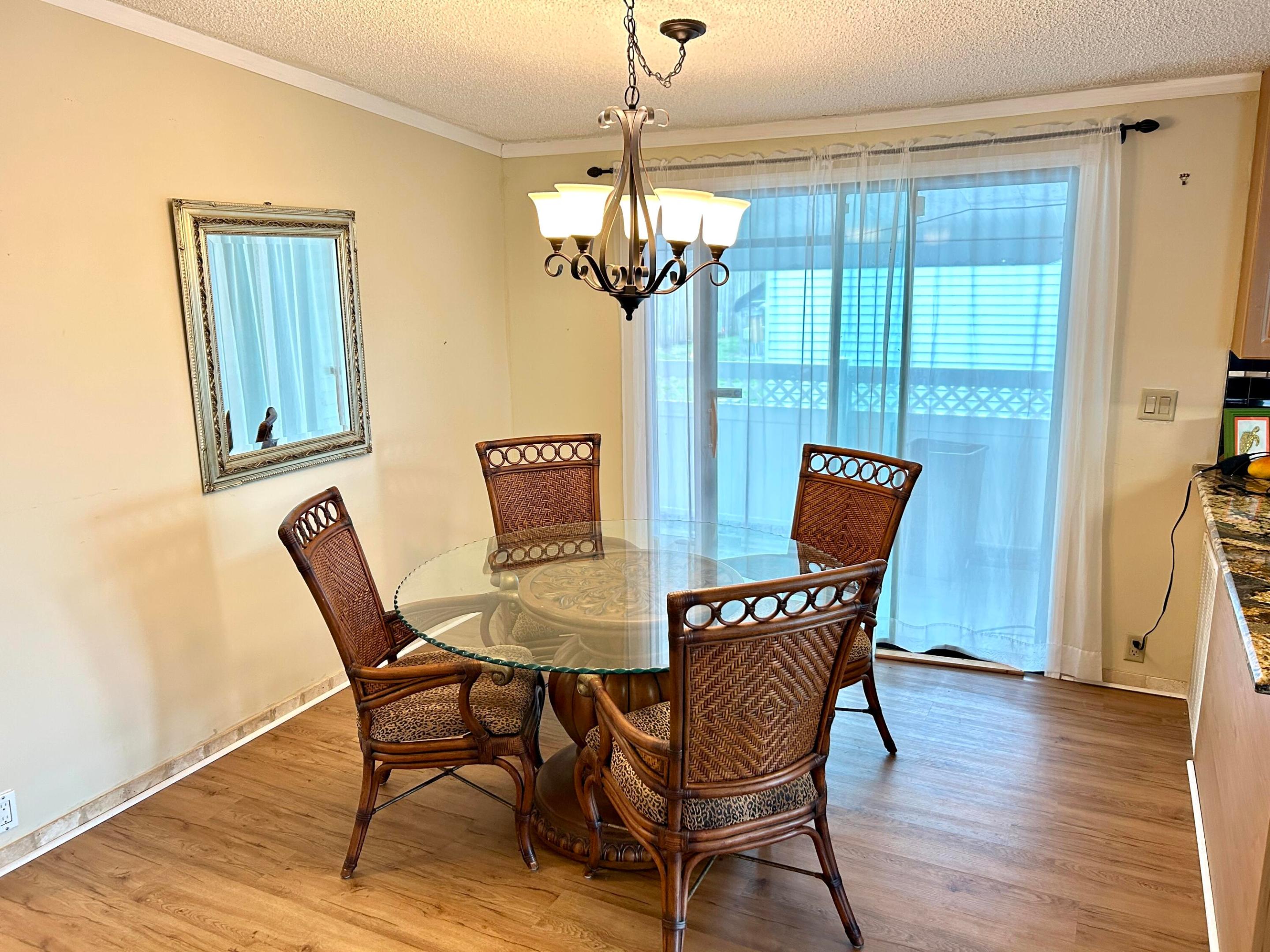 Palm Breeze Club - Residential