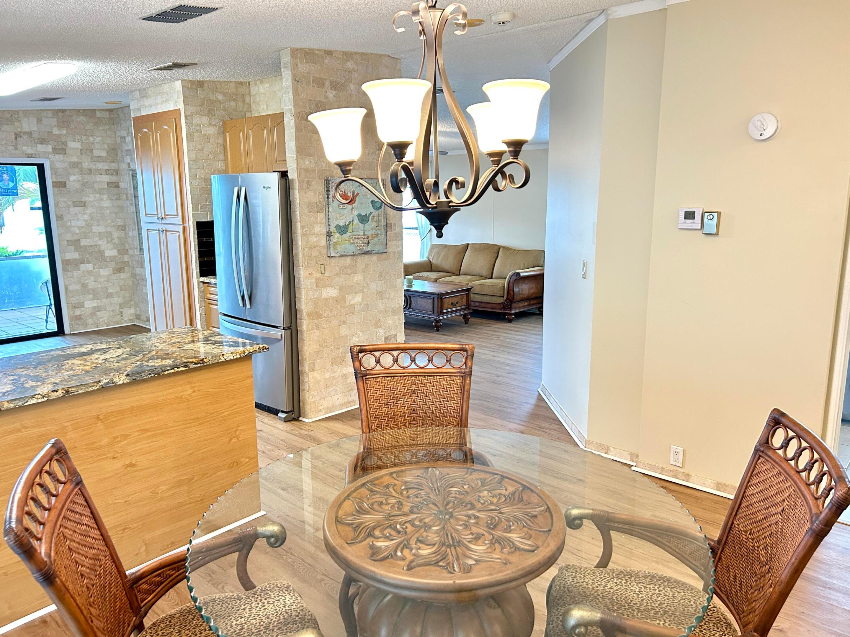 Palm Breeze Club - Residential