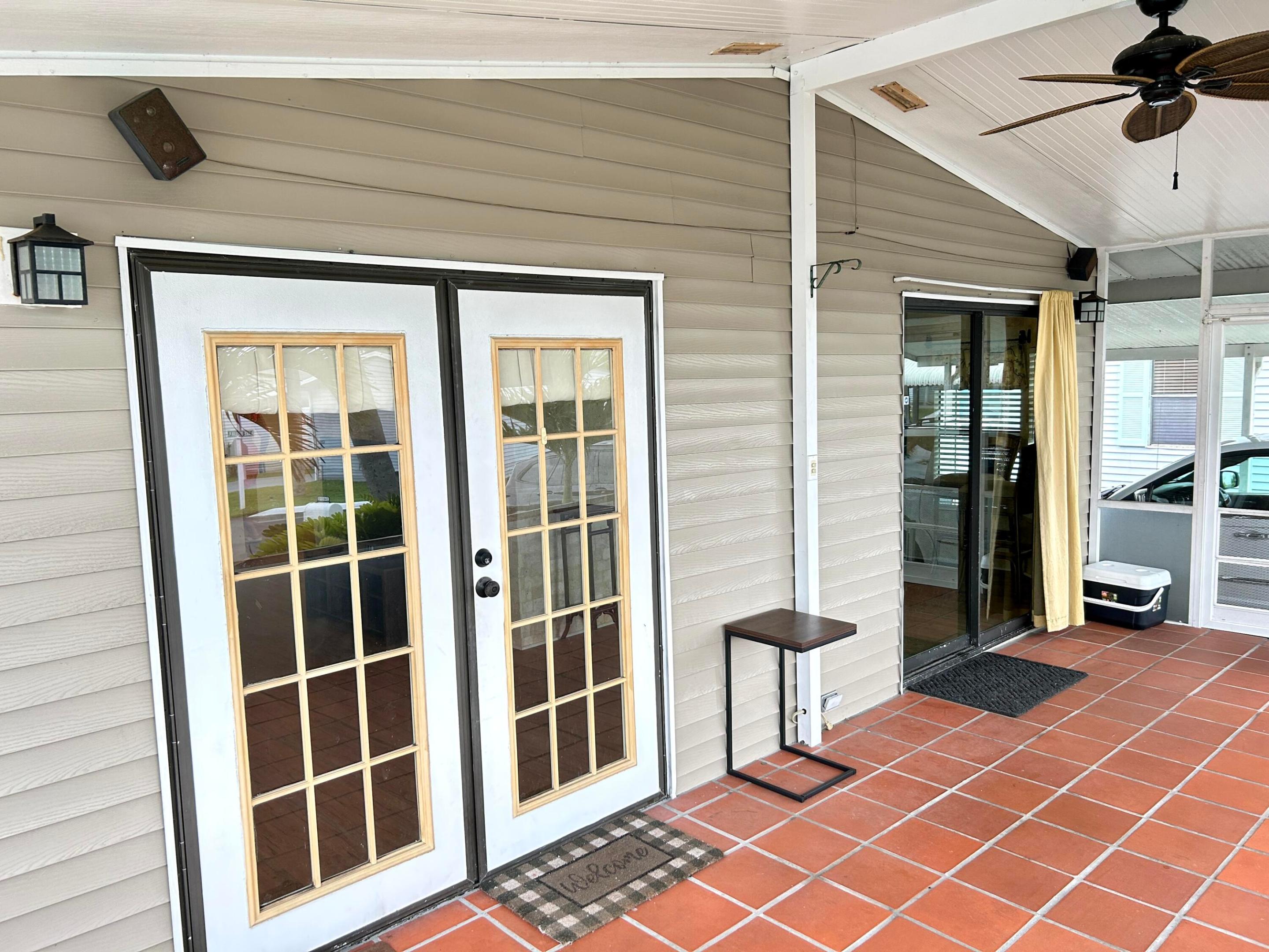 Palm Breeze Club - Residential