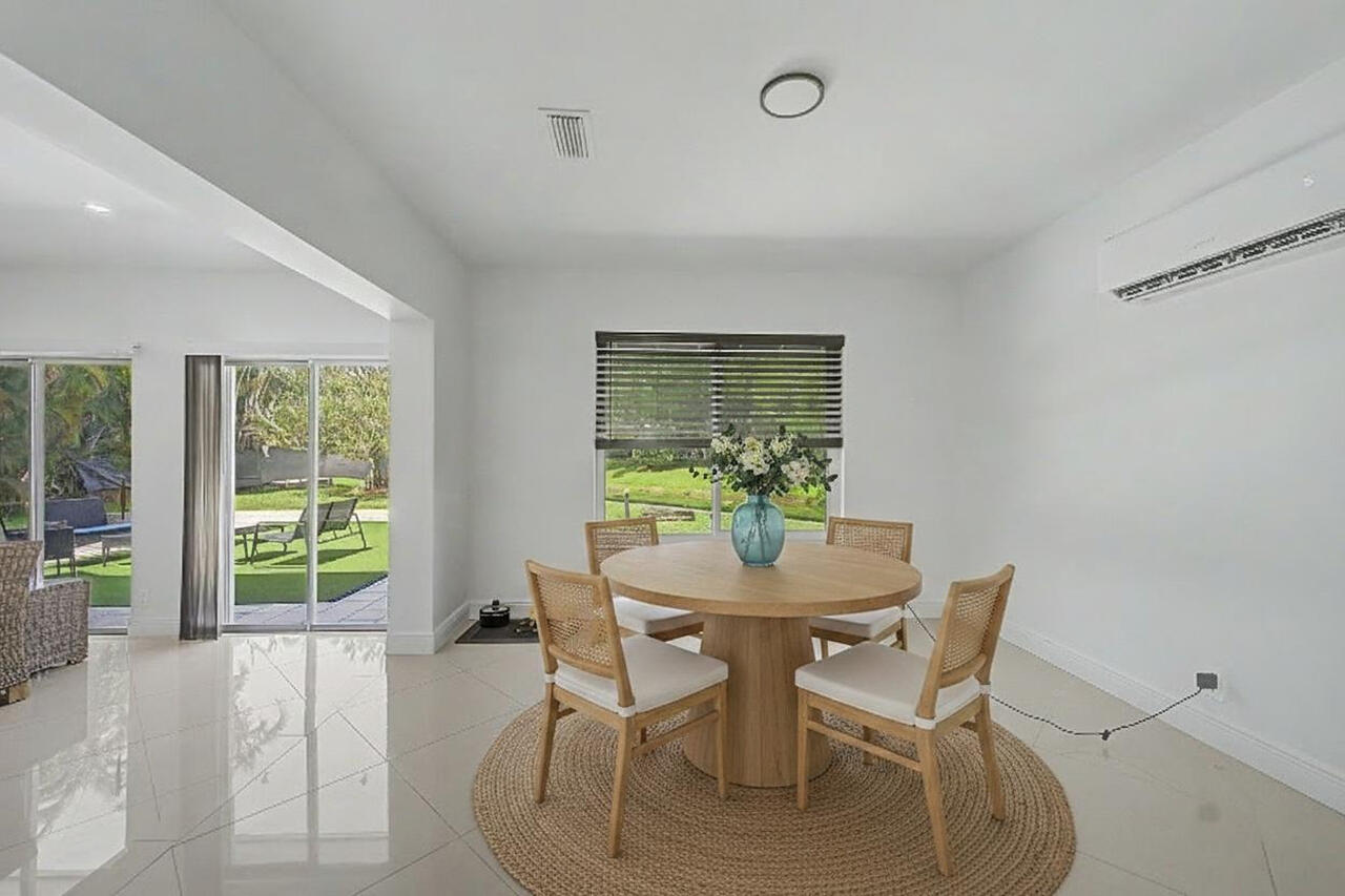 WOODLANDS SEC FIVE - Residential