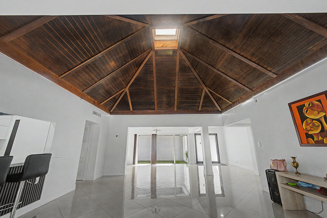 WOODLANDS SEC FIVE - Residential