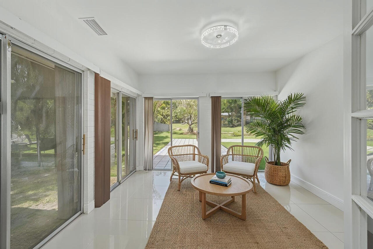 WOODLANDS SEC FIVE - Residential