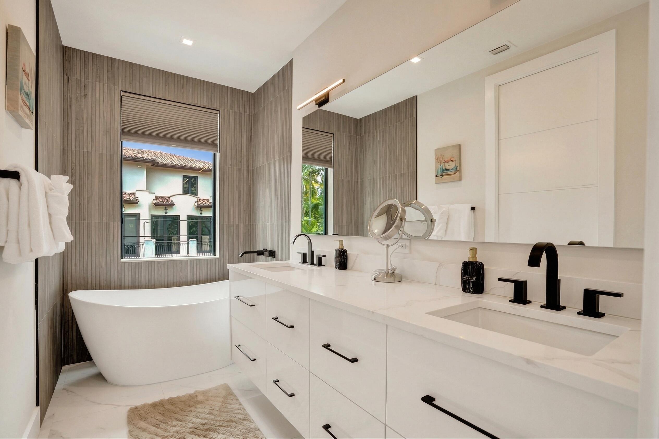 Beverly Heights 1-30 B - Residential Lease