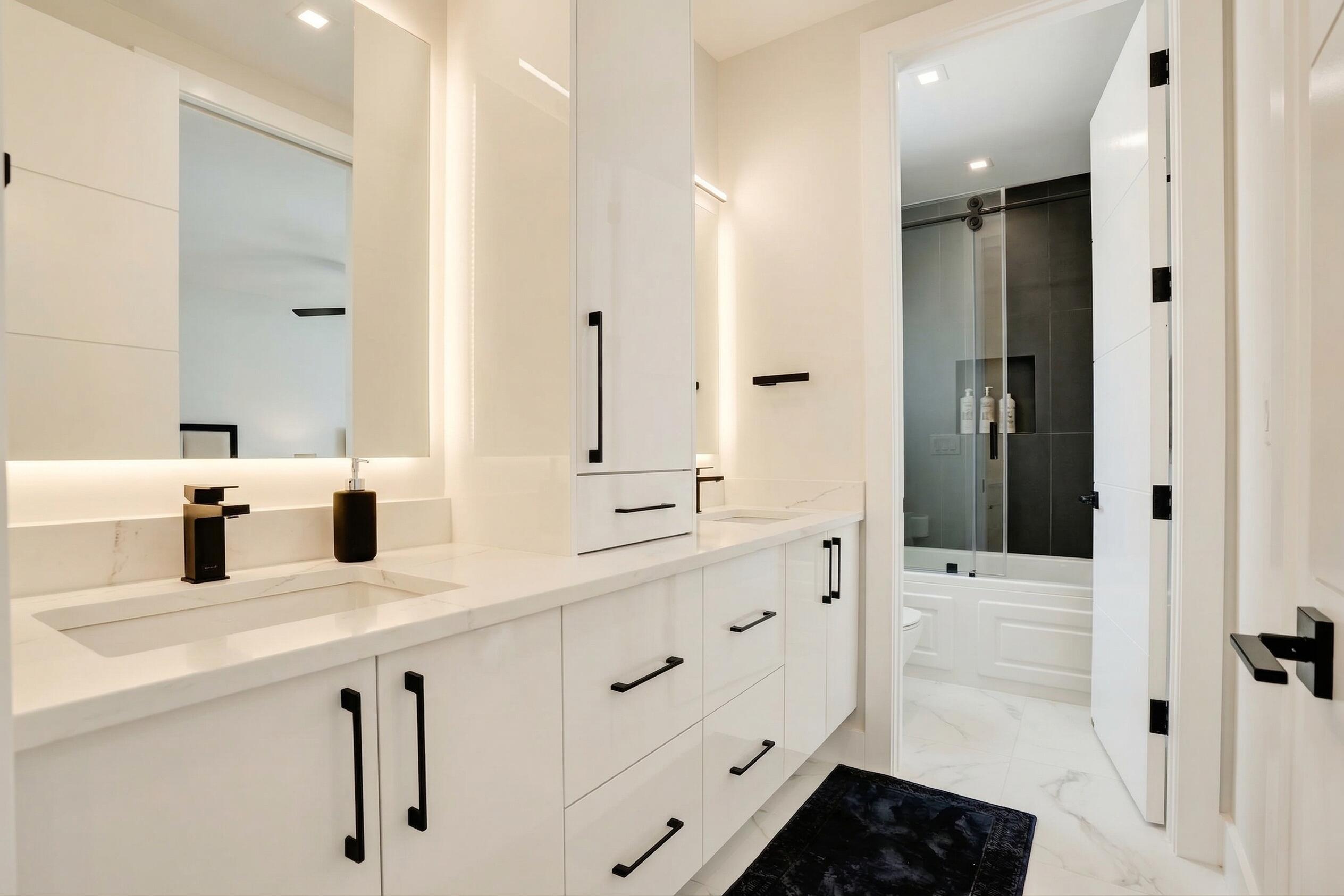 Beverly Heights 1-30 B - Residential Lease