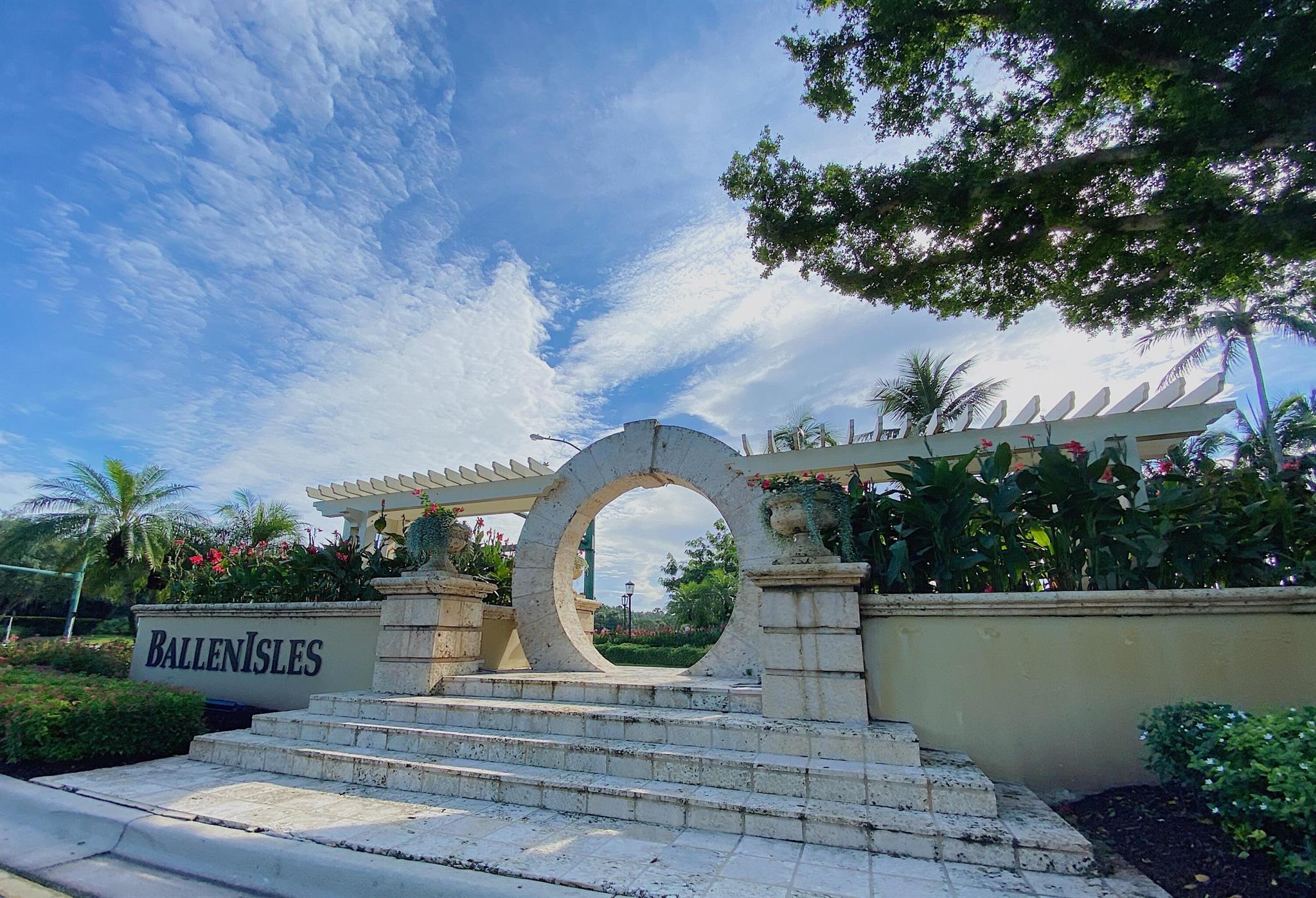 BALLENISLES - Residential