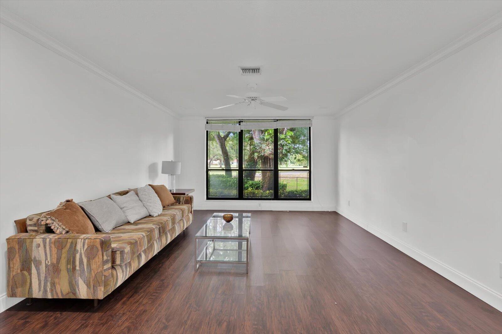 HOLLYWOOD HILLS NORTH SEC ONE - Residential