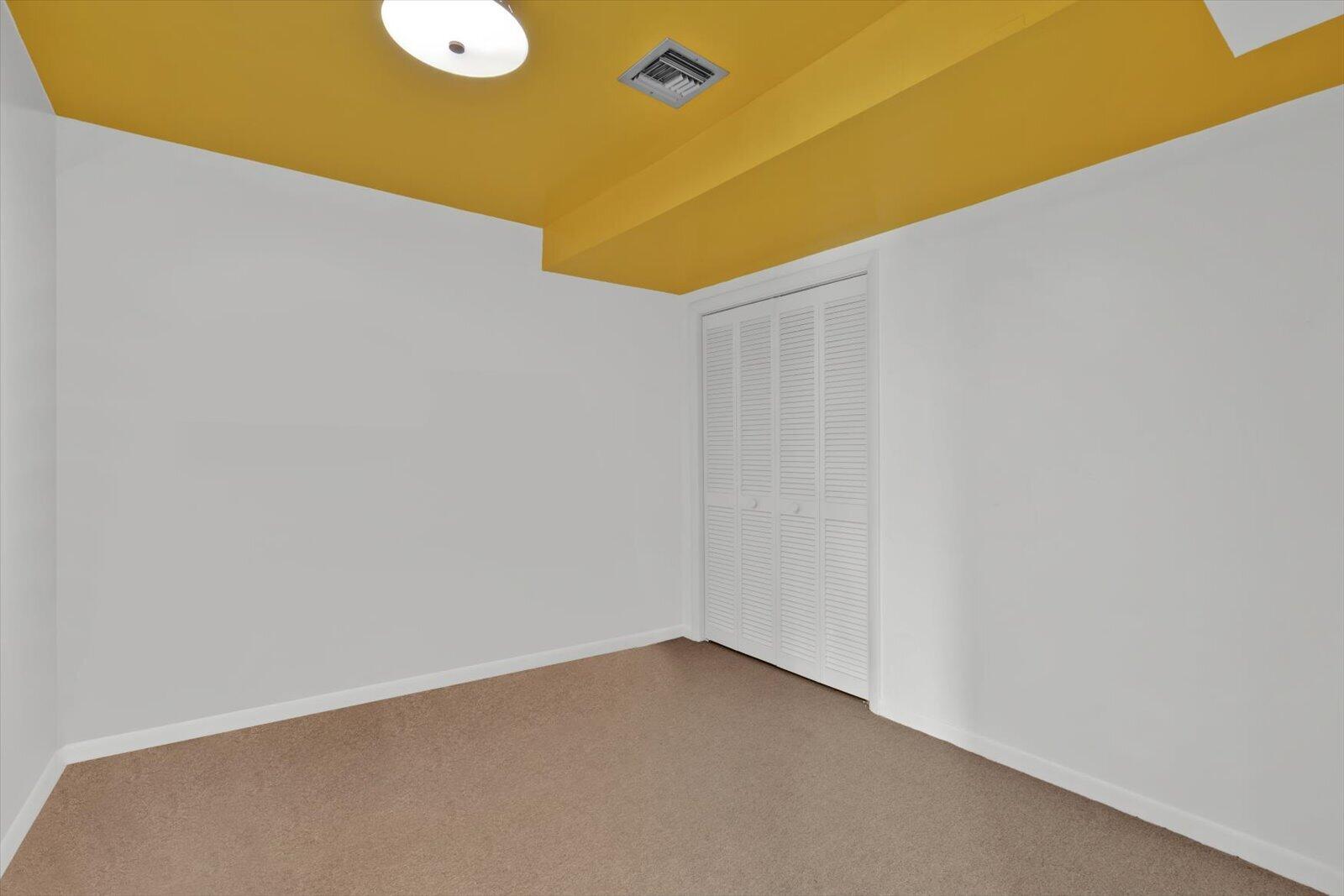 HOLLYWOOD HILLS NORTH SEC ONE - Residential