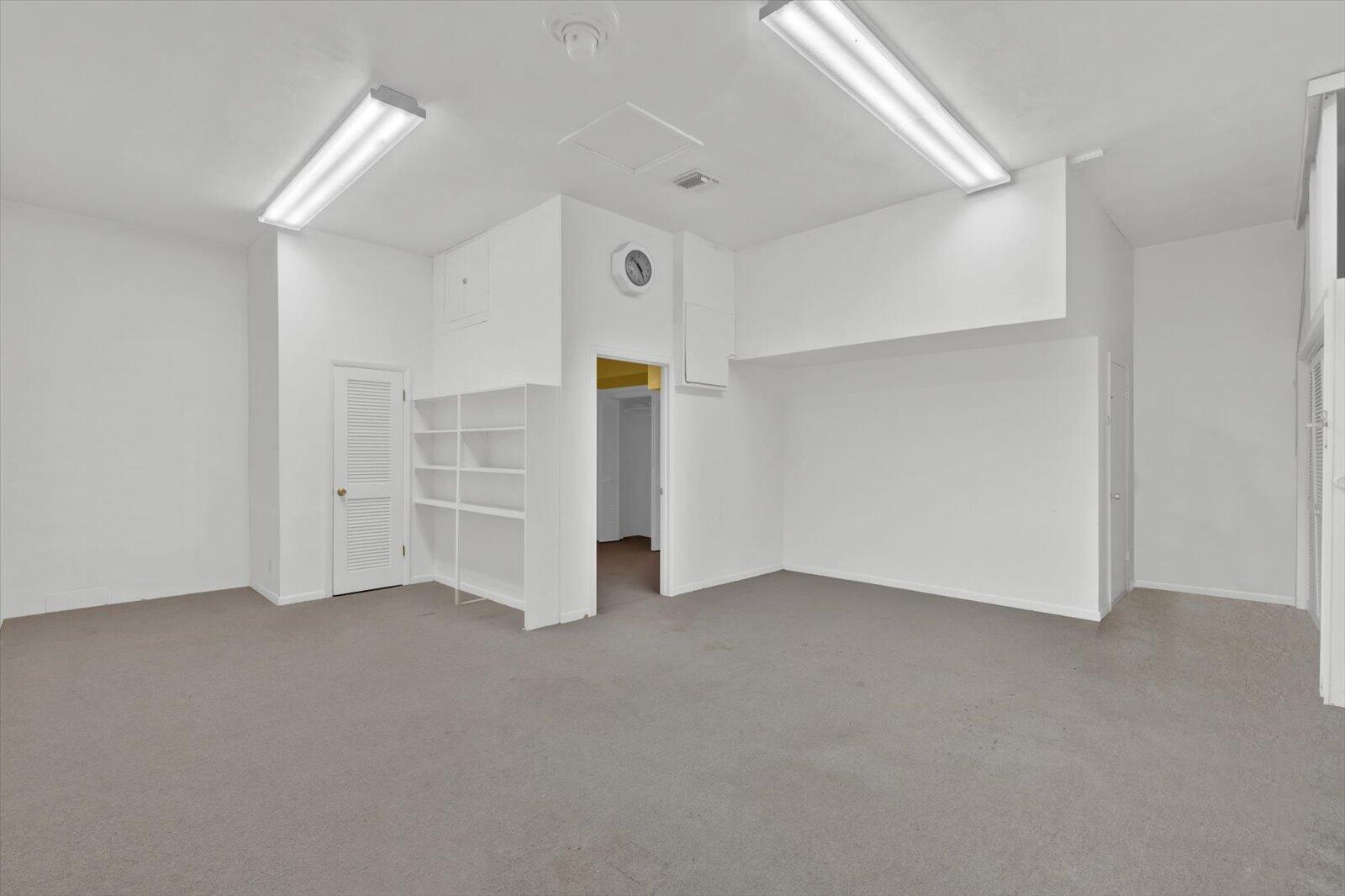 HOLLYWOOD HILLS NORTH SEC ONE - Residential