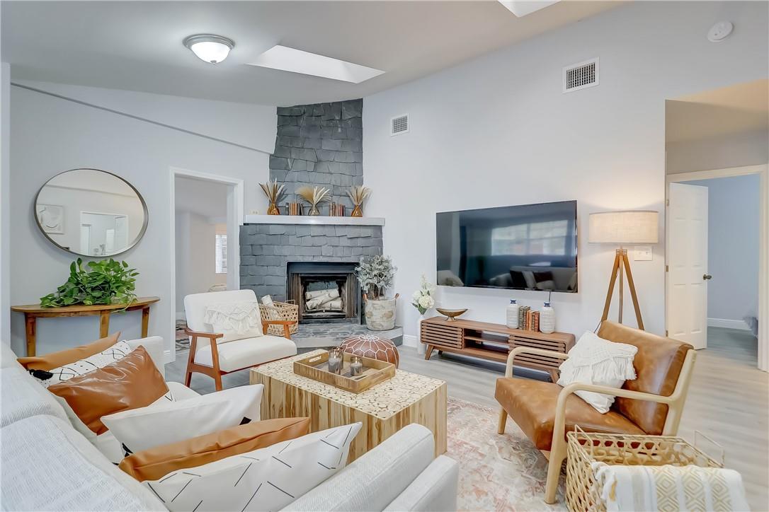 Hibiscus Park 23-29 B - Residential