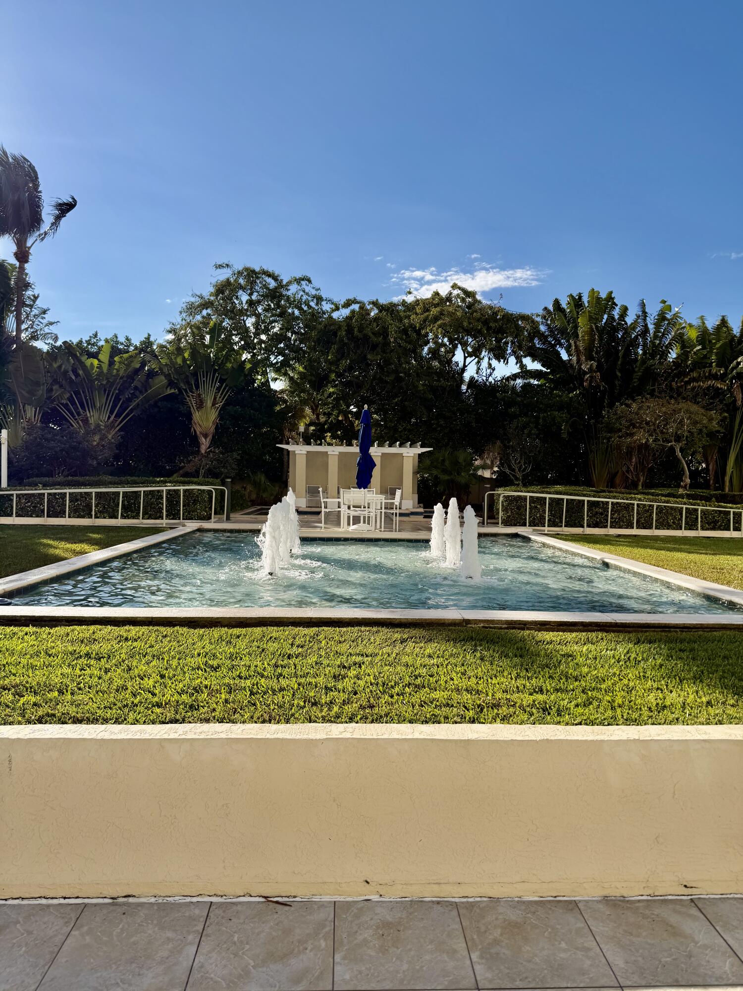 610 CLEMATIS CONDO - Residential