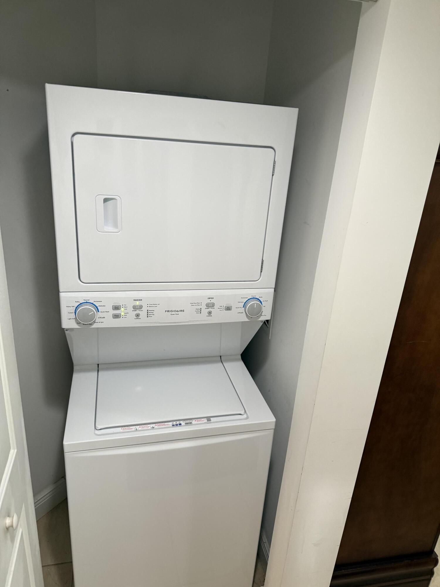 610 CLEMATIS CONDO - Residential