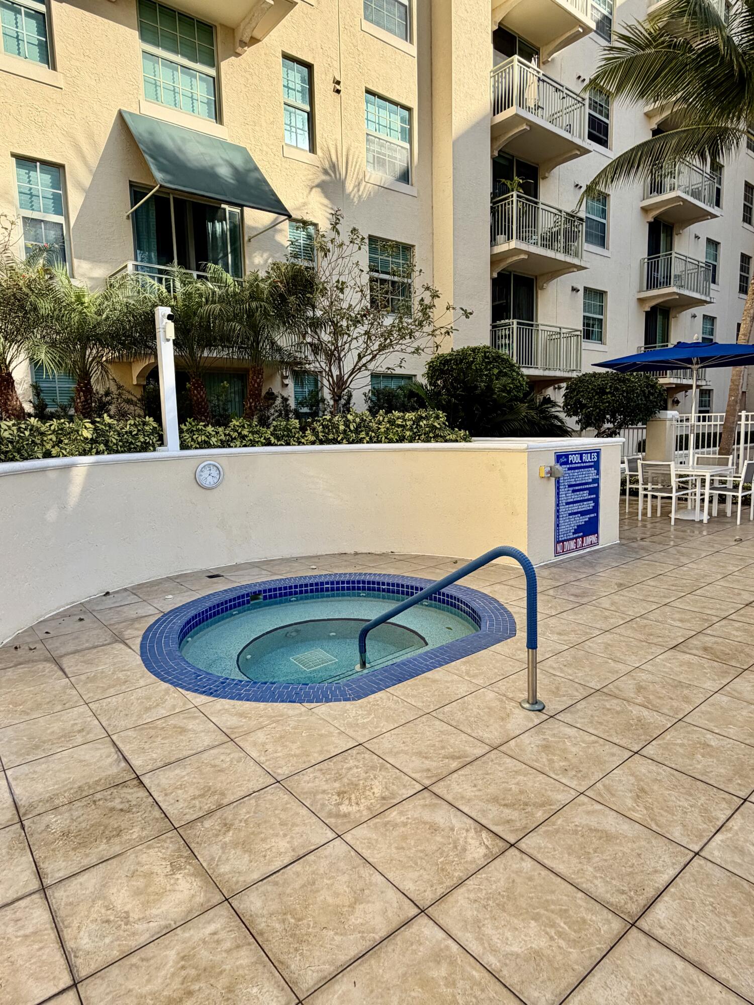 610 CLEMATIS CONDO - Residential