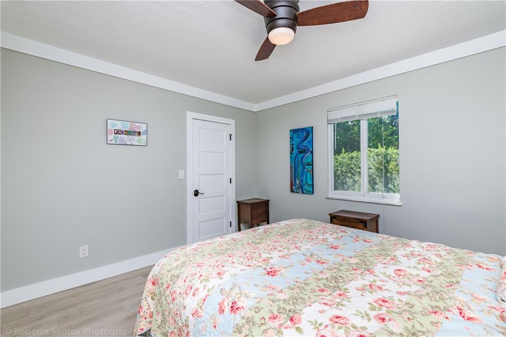 Coral Manor 5th Add 57-35 - Residential
