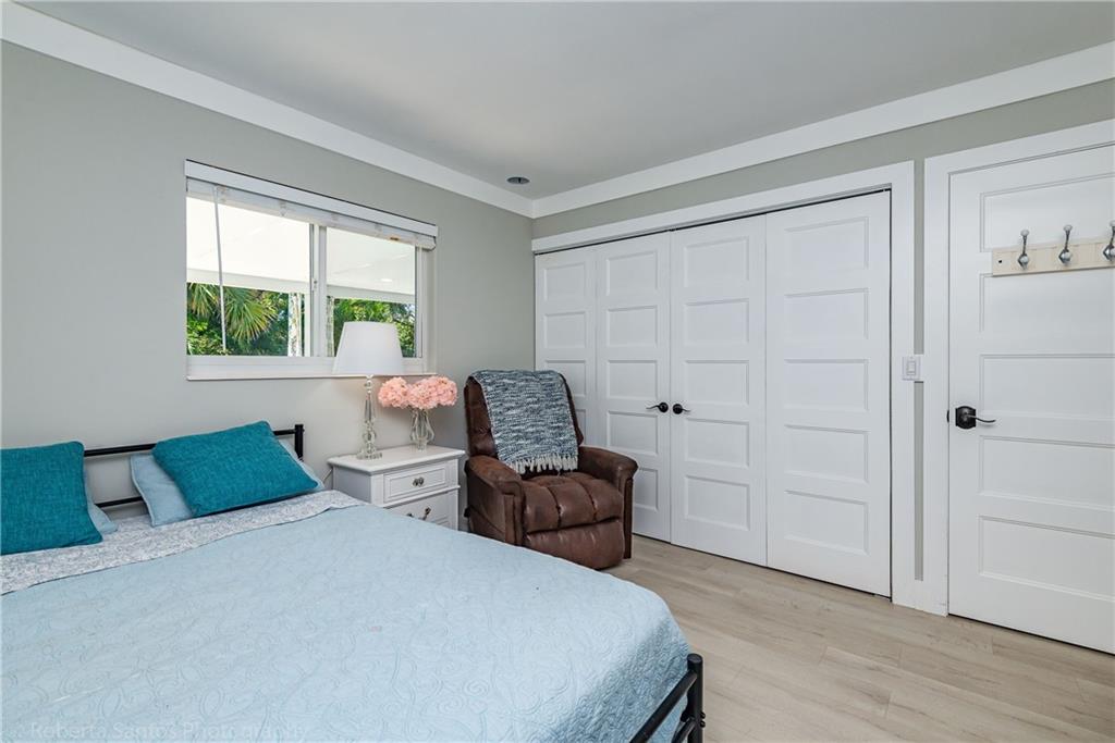 Coral Manor 5th Add 57-35 - Residential