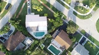 Coral Manor 5th Add 57-35 - Residential