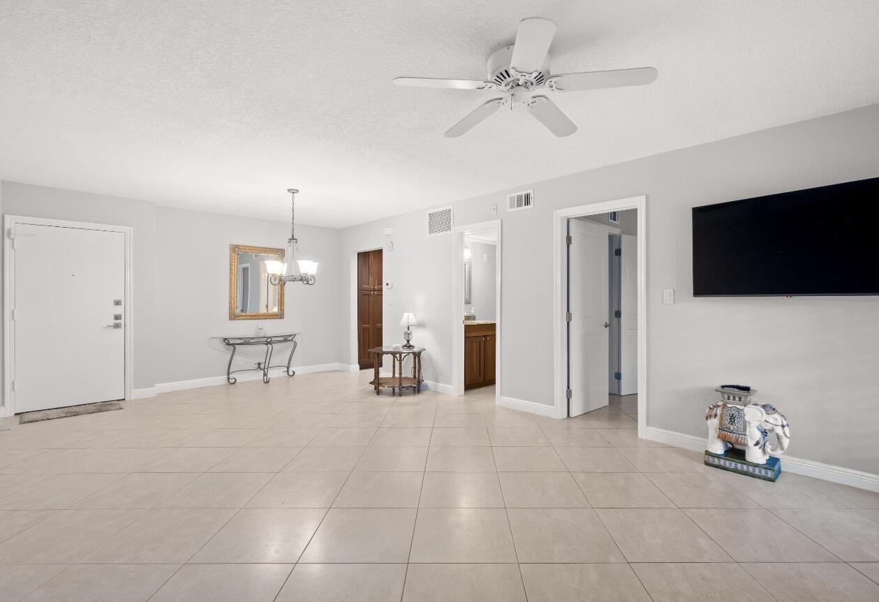 MANOR GROVE VILLAGE FOUR CONDO - Residential