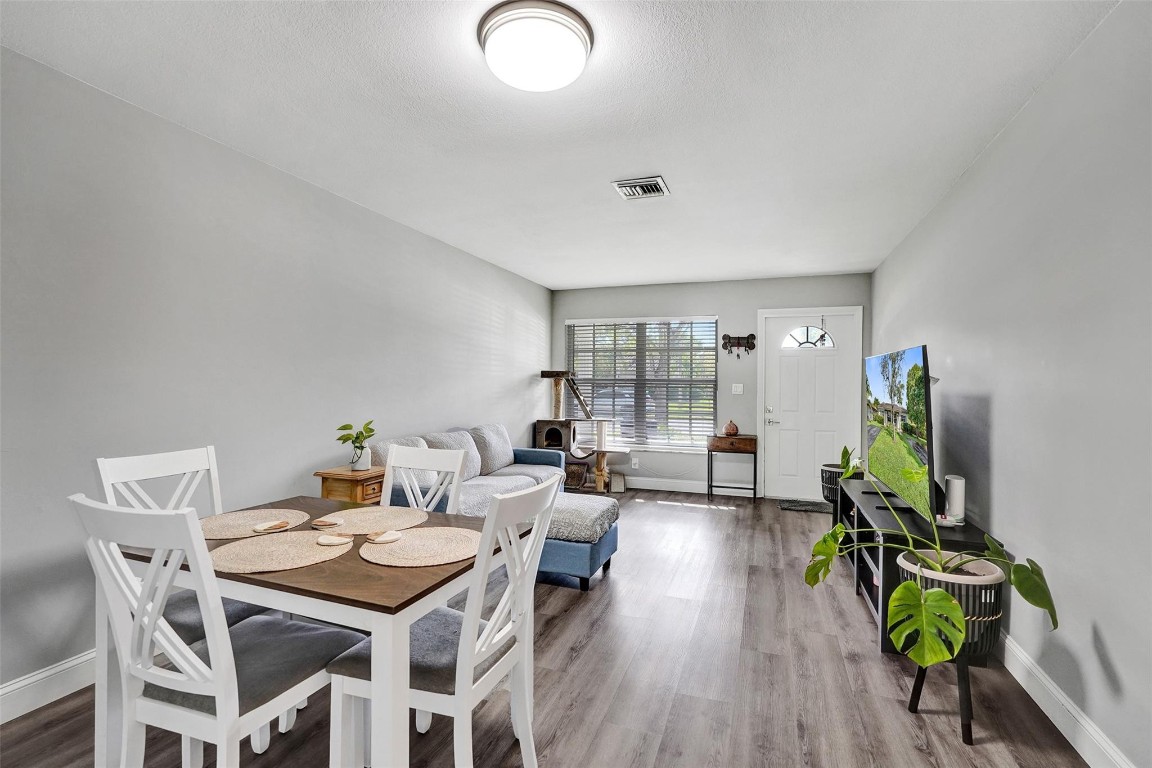 The Dells 64-40 B - Residential Income