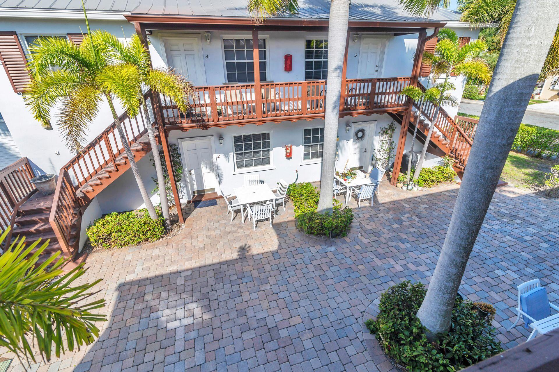 ESTATES OF SOUTH PALM BEACH - Residential