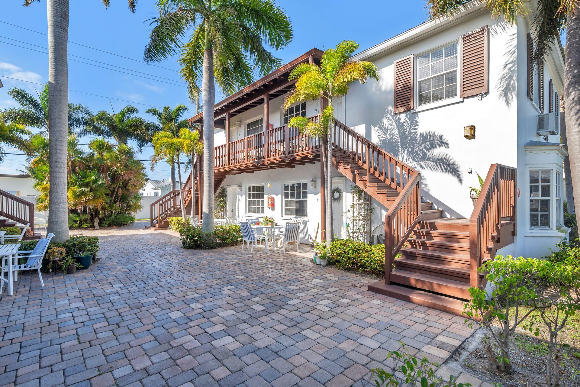 ESTATES OF SOUTH PALM BEACH - Residential