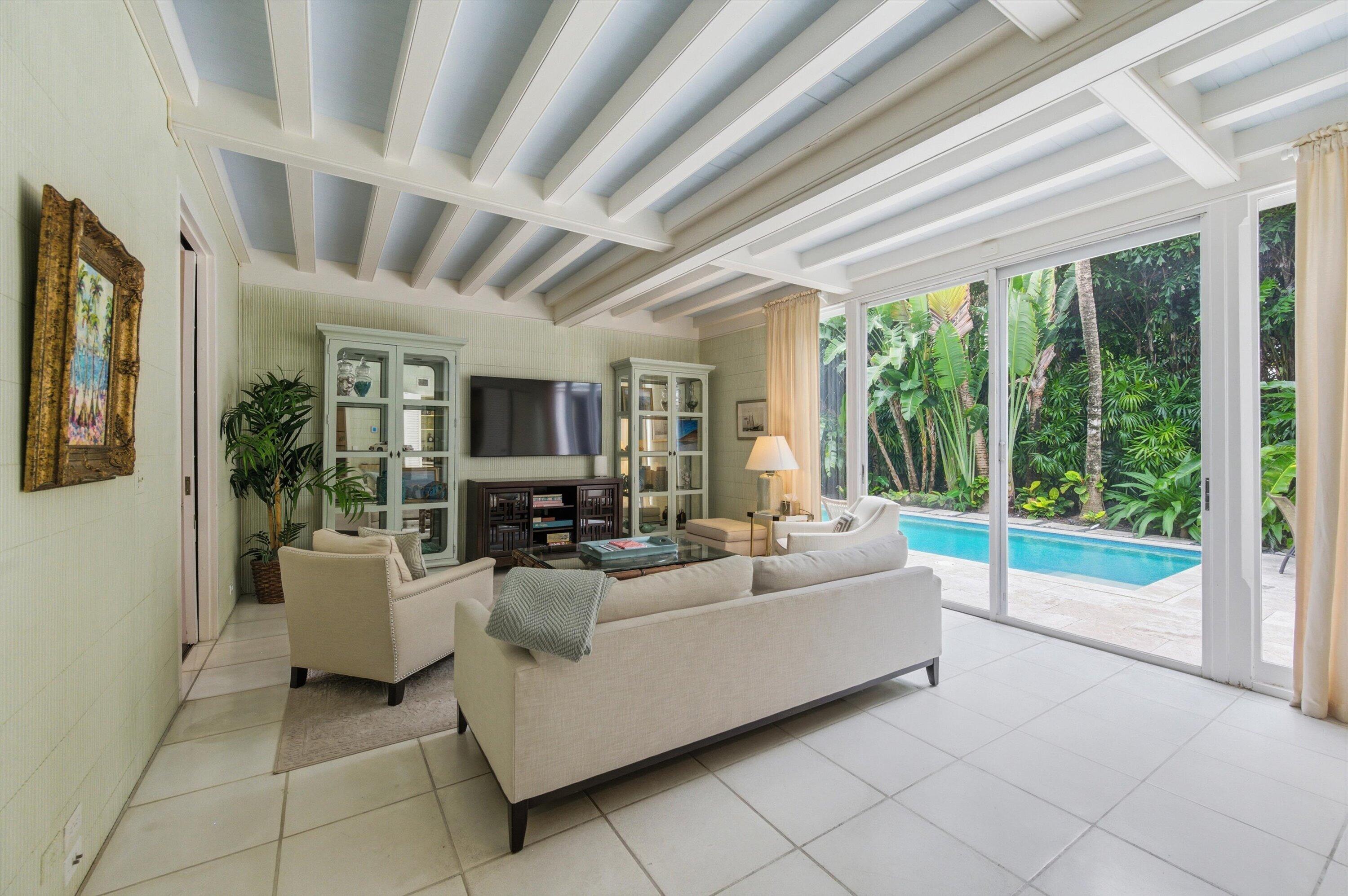REVERIE - Residential